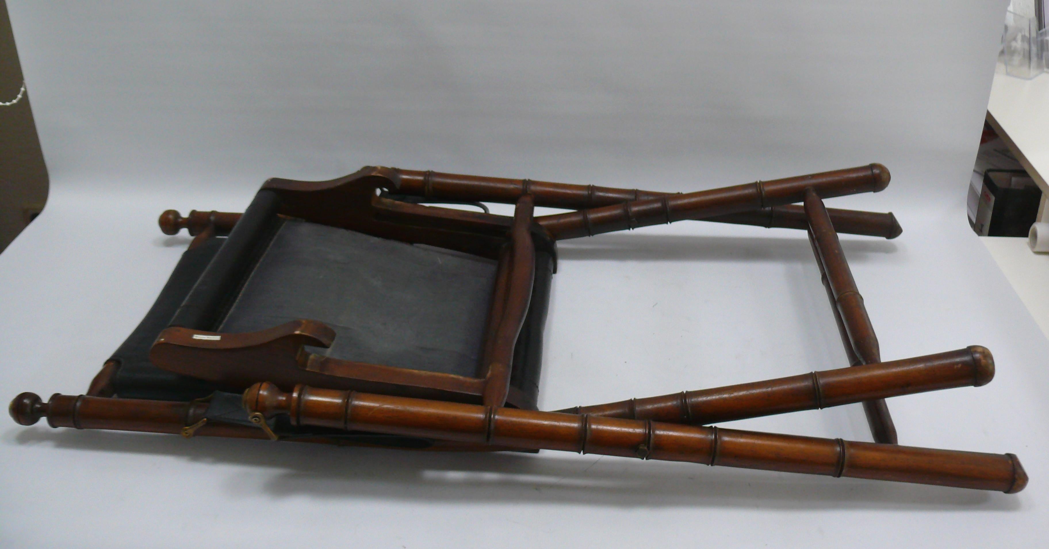 2er Set Campaigner Stühle  - Teakholz, Leder, Messing - Kolonialstil - Mid Century im Angebot 4