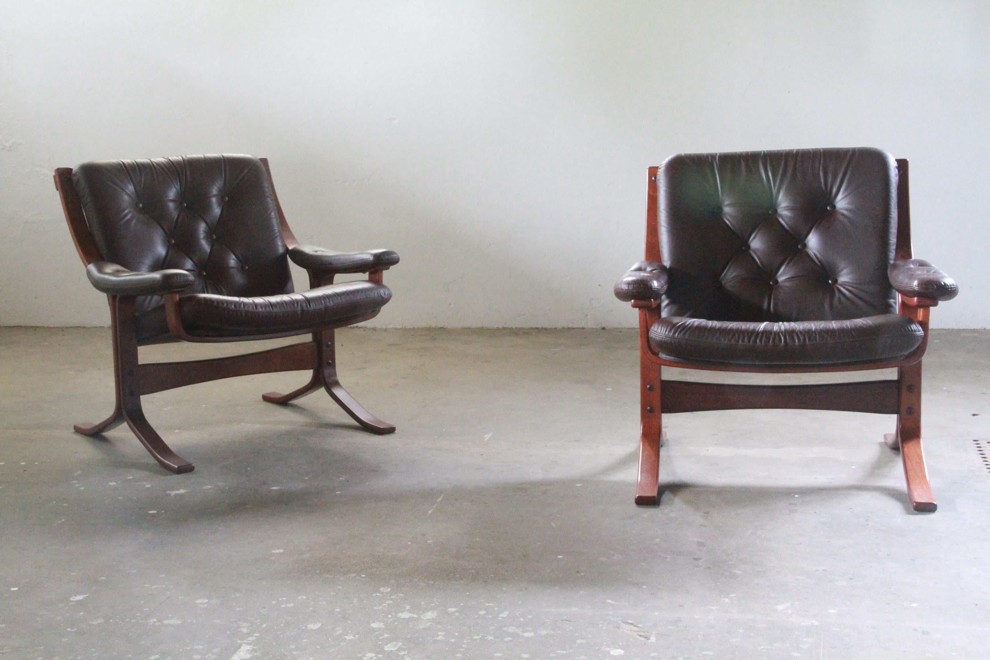 Ensemble de 2 fauteuils cantilever attr. Jon Hjortdal, Velledalen 1970 Bon état - En vente à Store Heddinge, DK