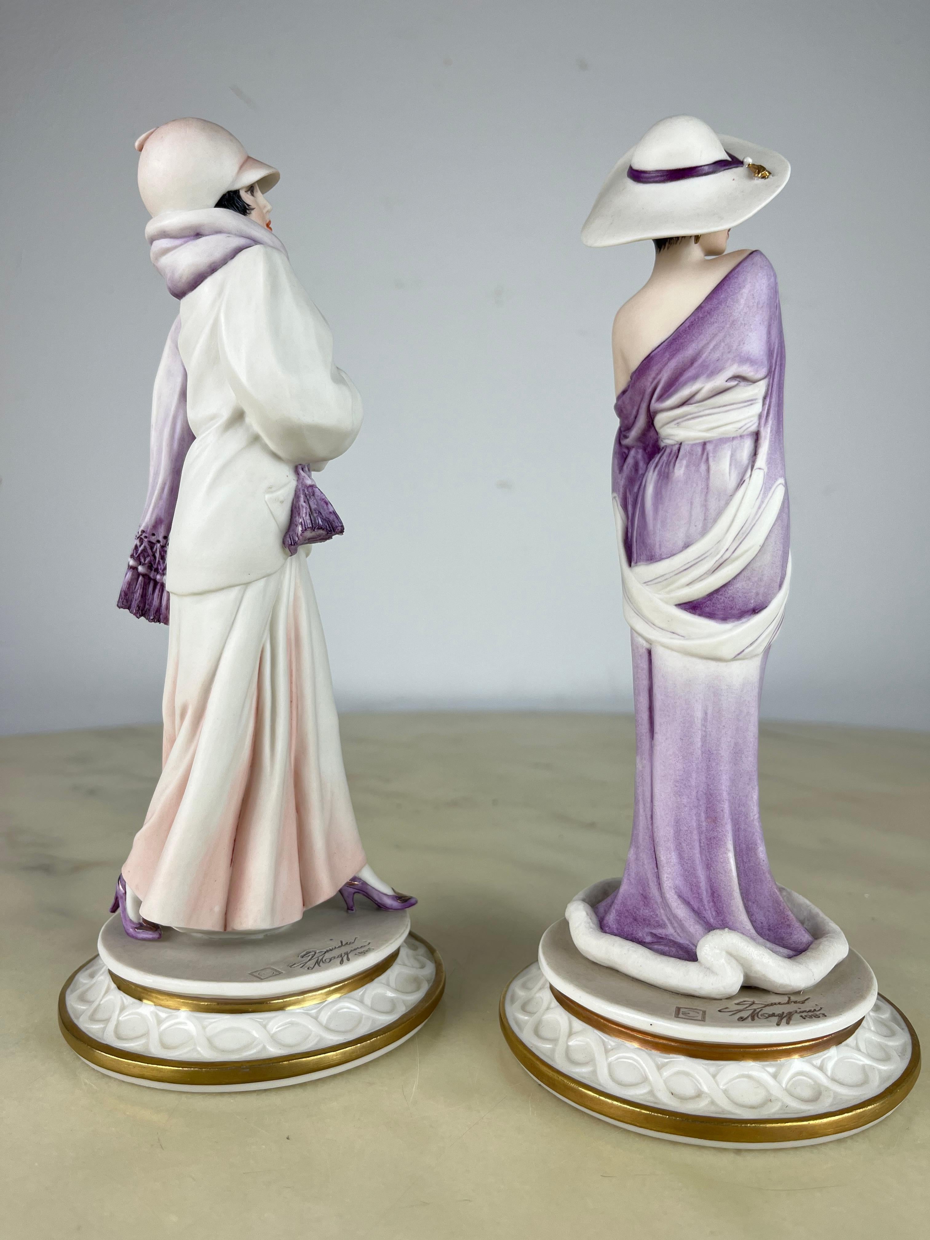 Italian Set of 2 Capodimonte Figurines by Sandro Maggioni, Italy, 1980s For Sale