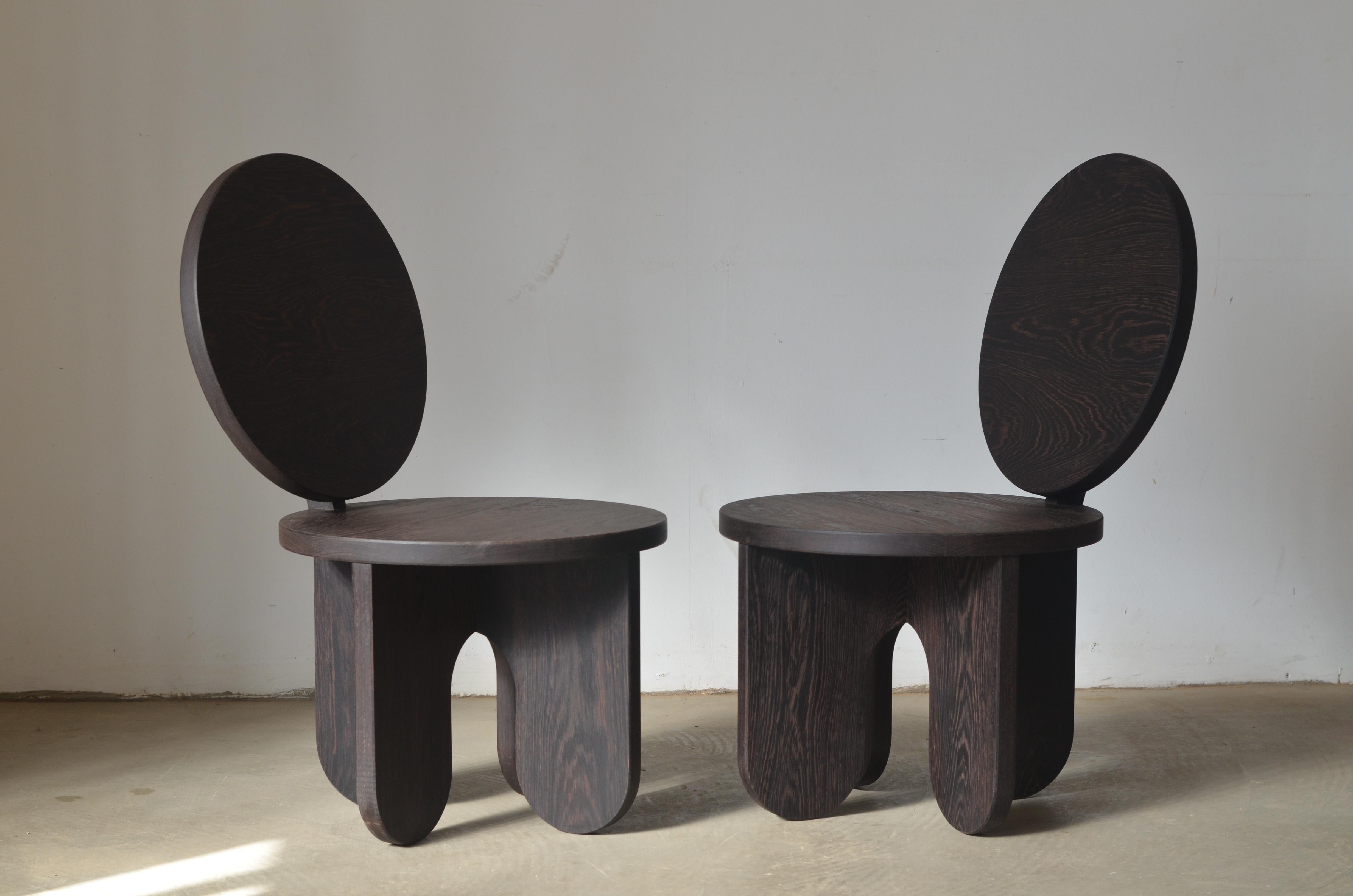 Set of 2 Capsule Lounge Chairs by Owl In New Condition For Sale In Geneve, CH