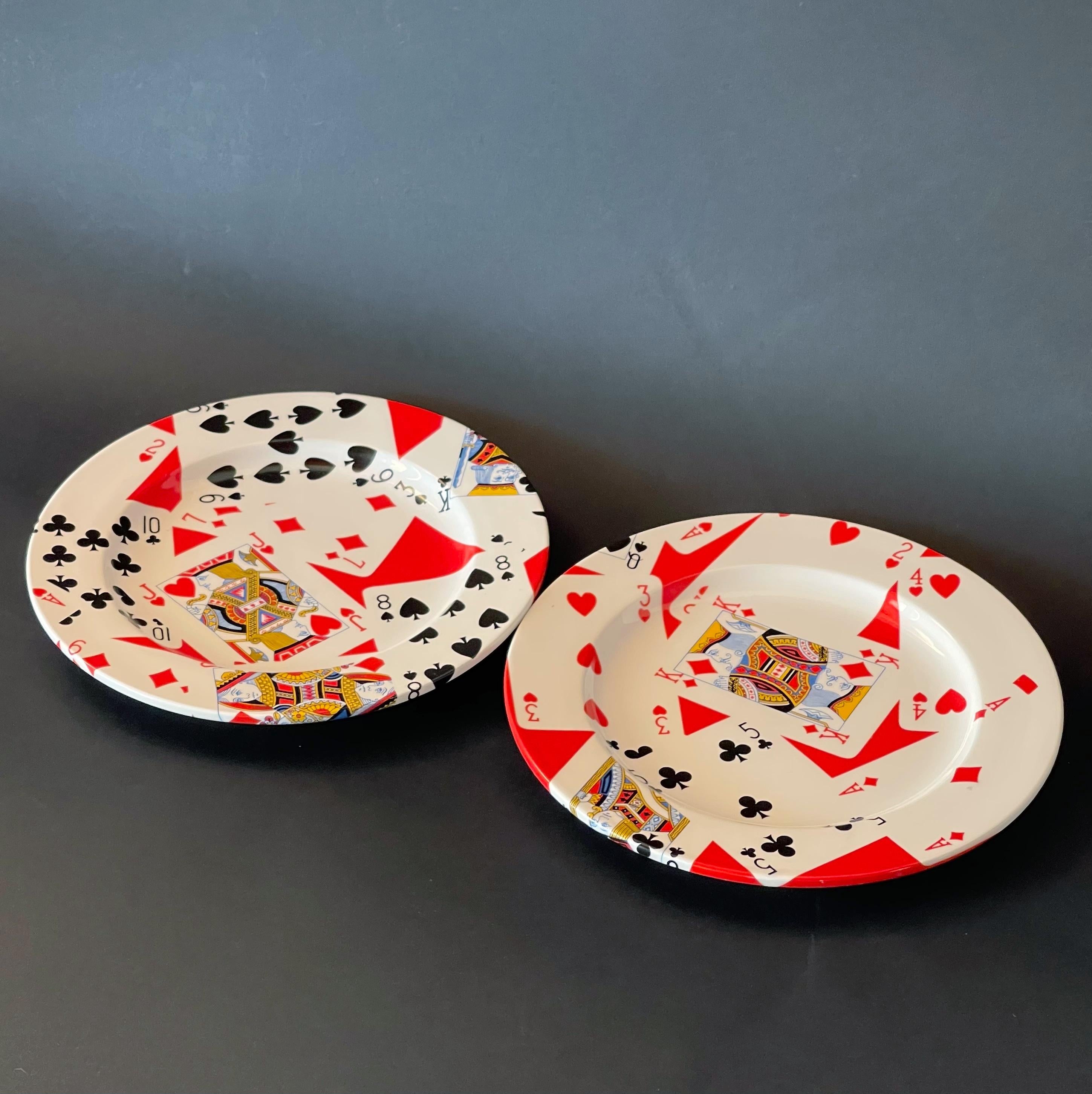 GUCCI Set aus 2 Kartentellern (Italienisch) im Angebot