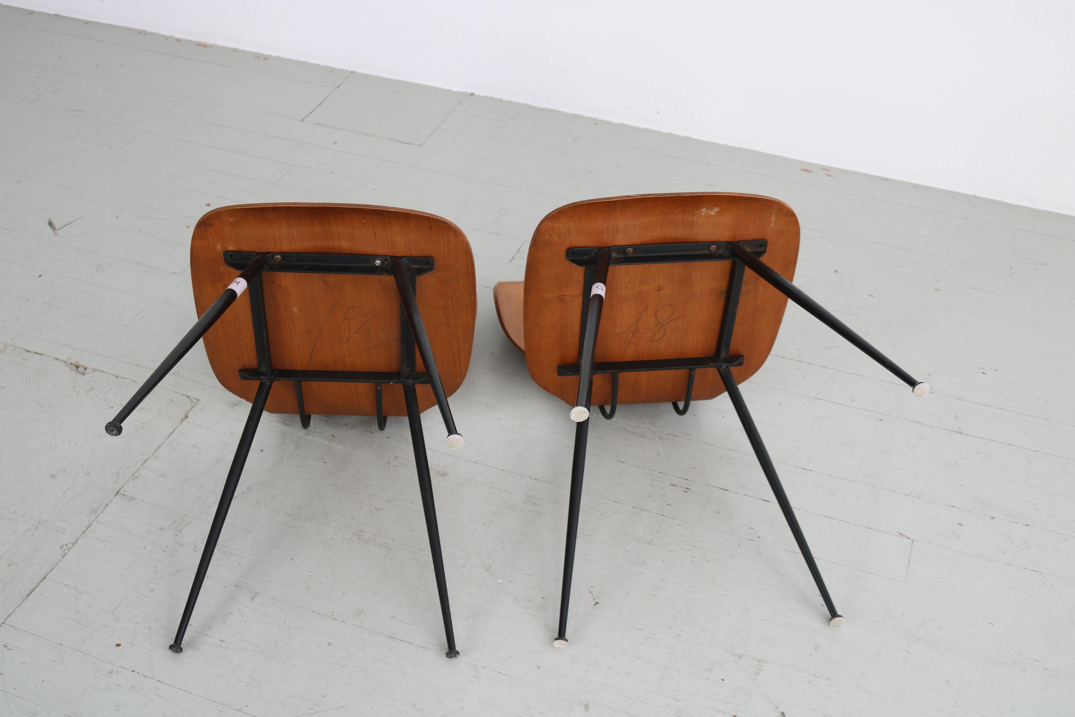 Set of 2 , Carlo Ratti Bentwood Chairs, Italy, 1950s by Industria Legni Curvati  For Sale 13