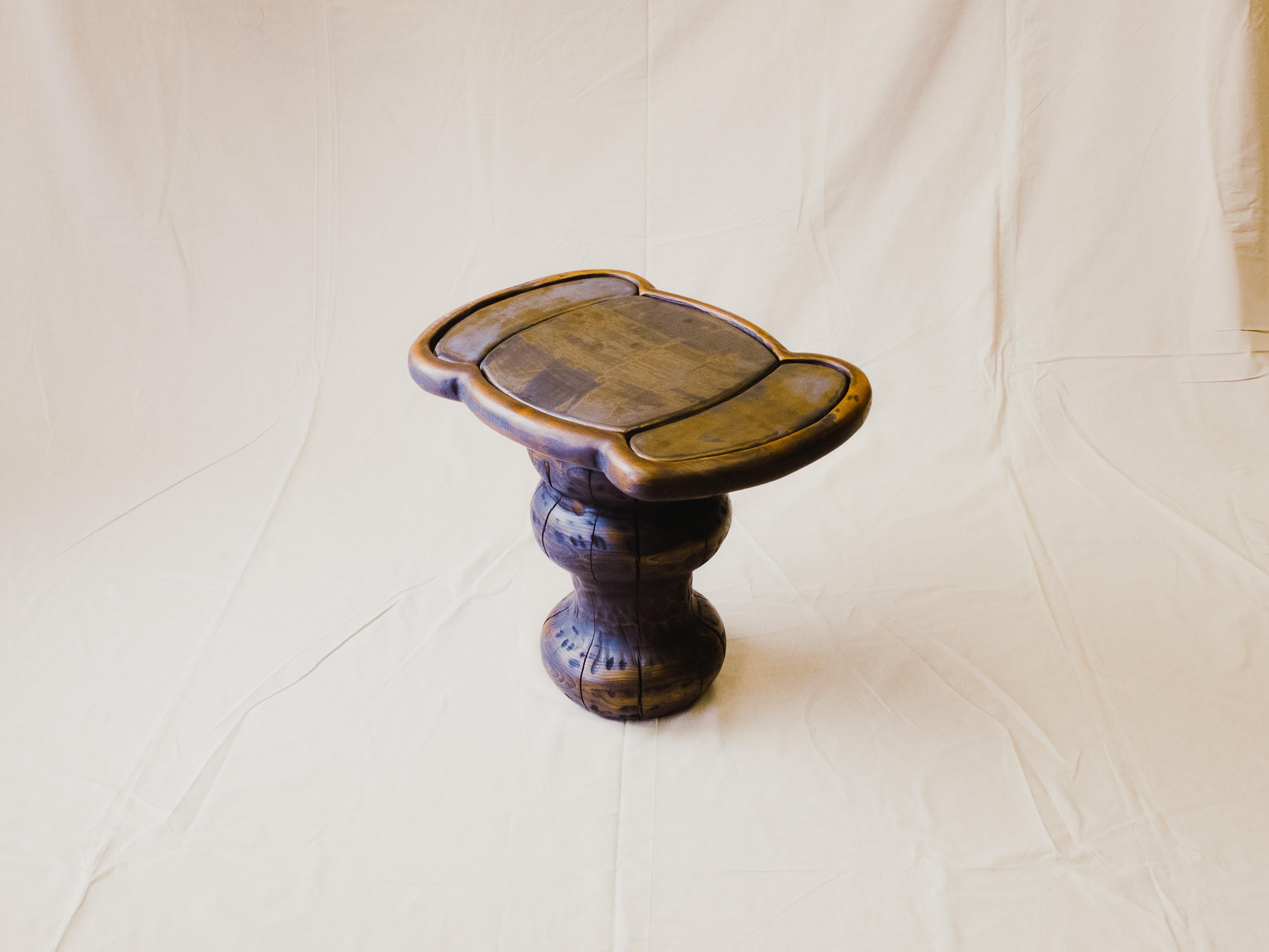 Ensemble de 2 tables de chevet européennes en cerisier massif de Marco Calhau en vente 7