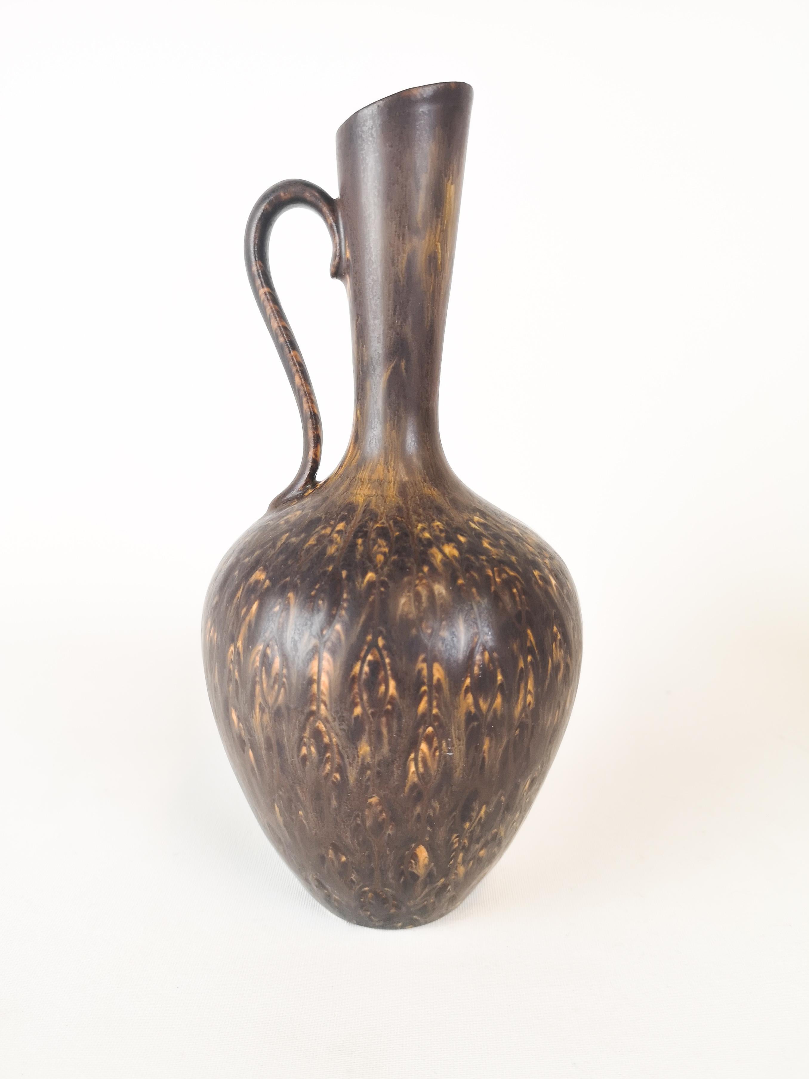 Milieu du XXe siècle Ensemble de 2 vases en céramique Rörstrand Gunnar Nylund, Suède en vente