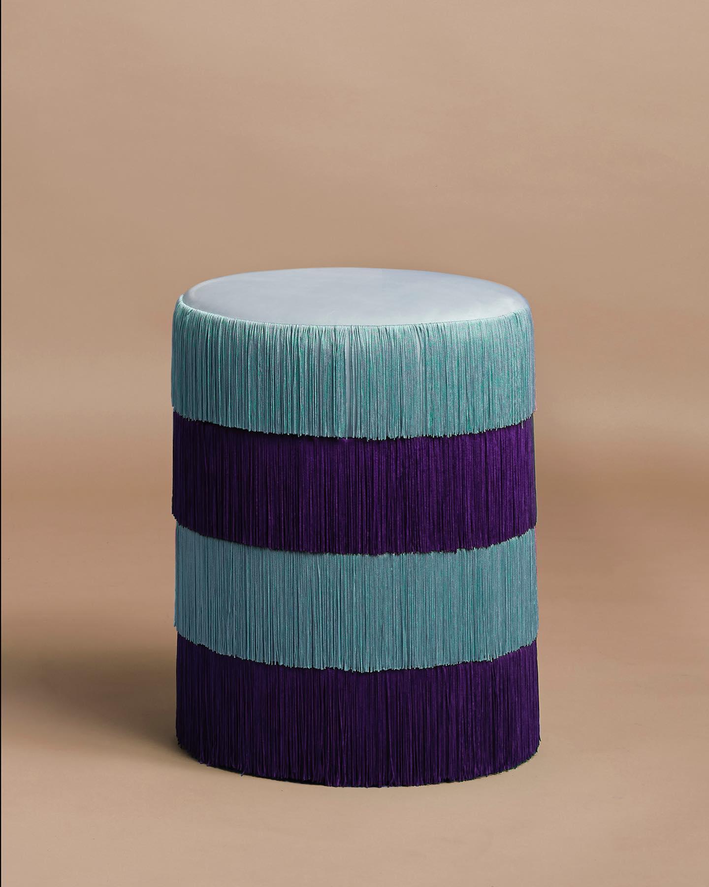 2er-Set Chachacha Contemporary Skulpturaler Samt-Pouf von Houtique im Angebot 5