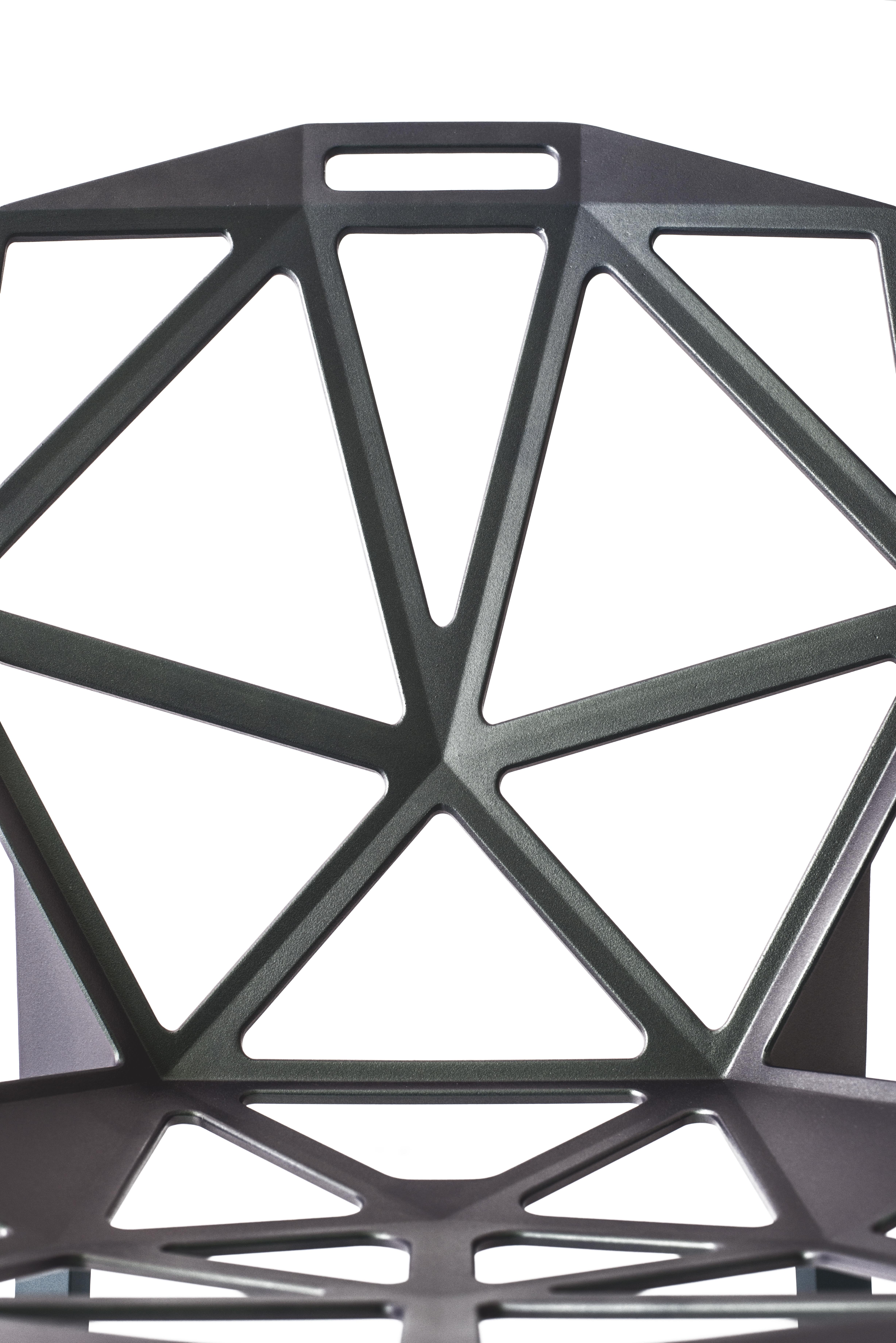 Satz von  2 Stühle_Einer in Schwarz von Konstantin Grcic  für MAGIS im Angebot 9