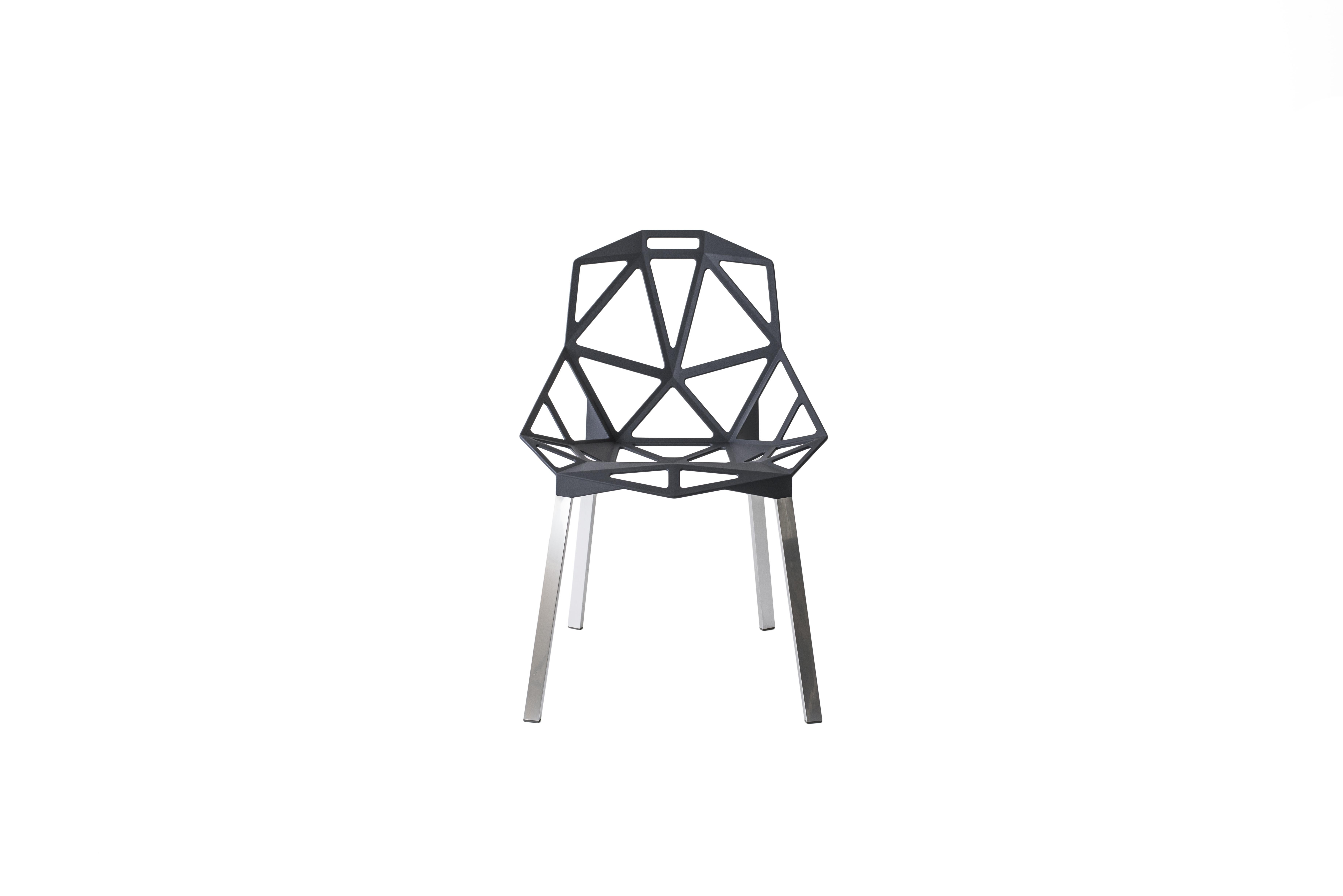 Ensemble de  2 Chaises noires de Konstantin Grcic  pour Magis en vente 11