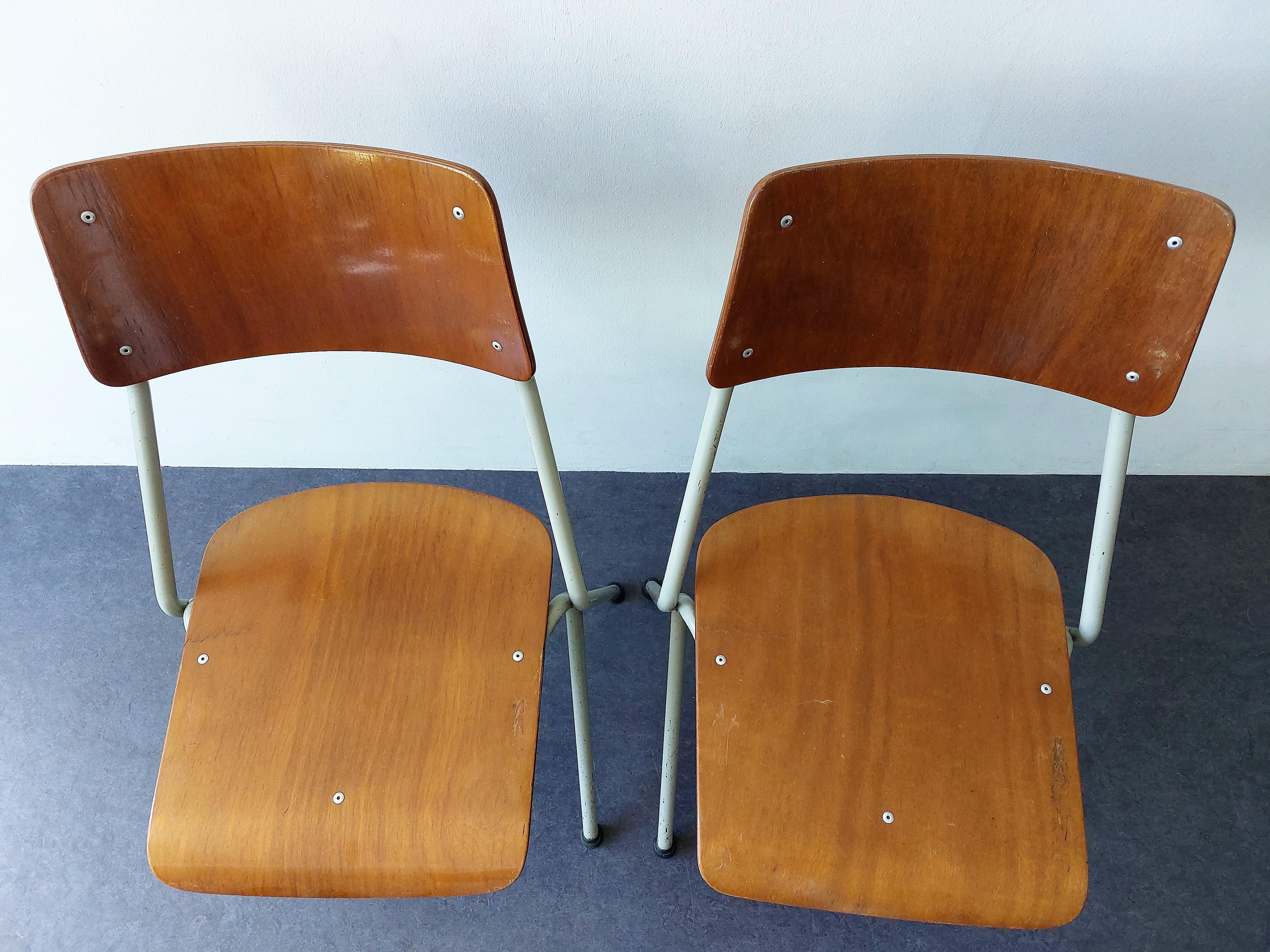 Mid-Century Modern Set of 2 chairs by Ahrend RIB, The Netherlands 1964 For Sale