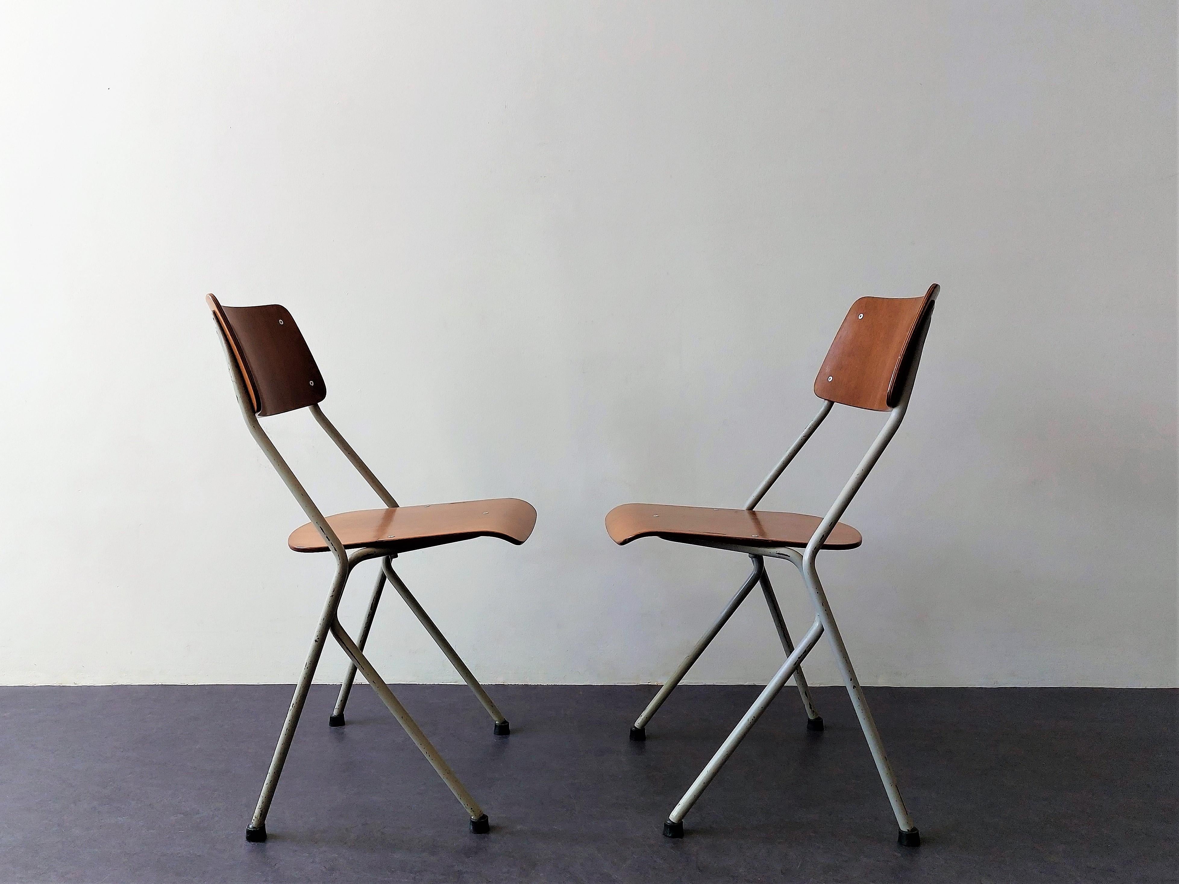 Set of 2 chairs by Ahrend RIB, The Netherlands 1964 For Sale 2