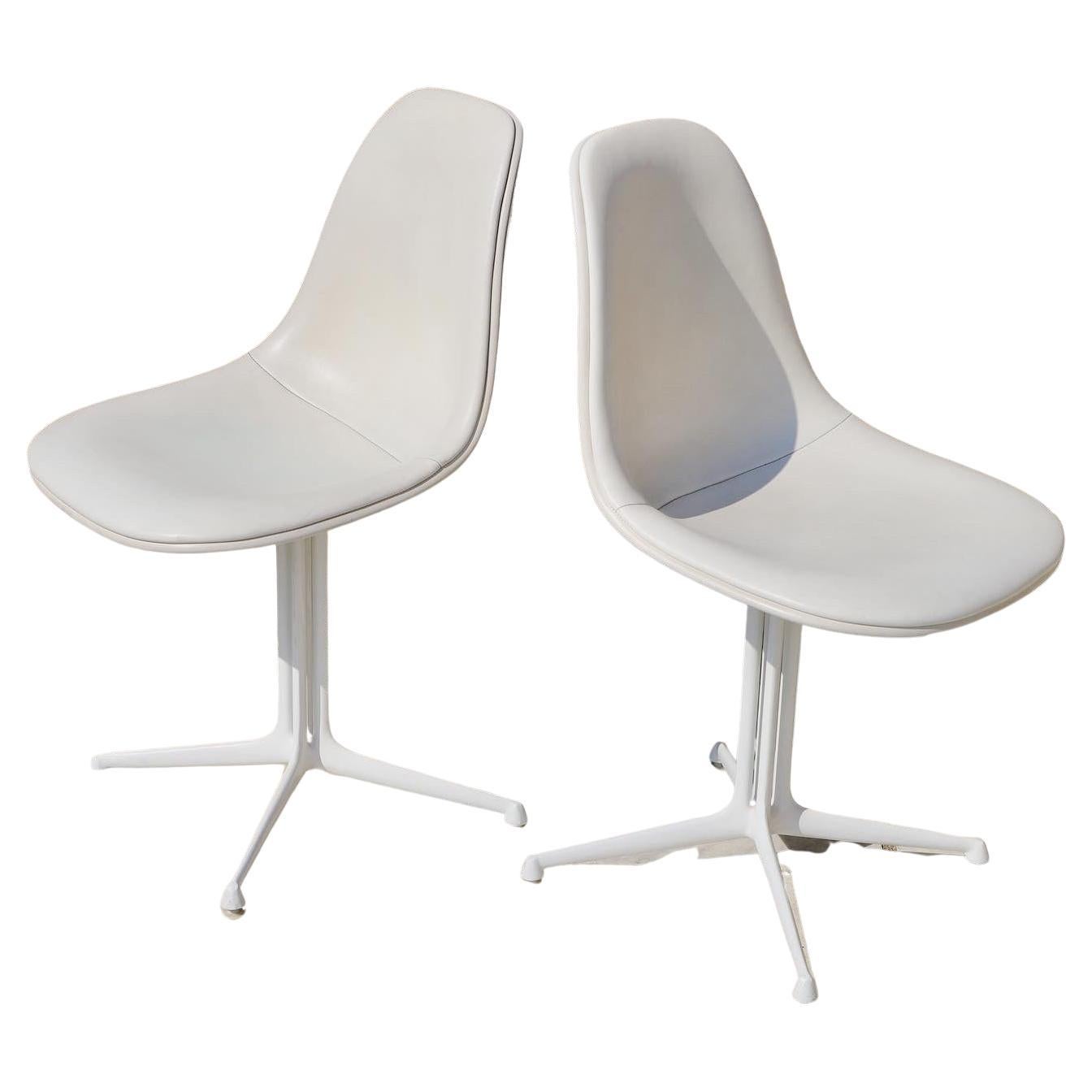 Set of 2 Chairs "La Fonda" Charles & Ray Eames / Herman Miller, 1970 For Sale