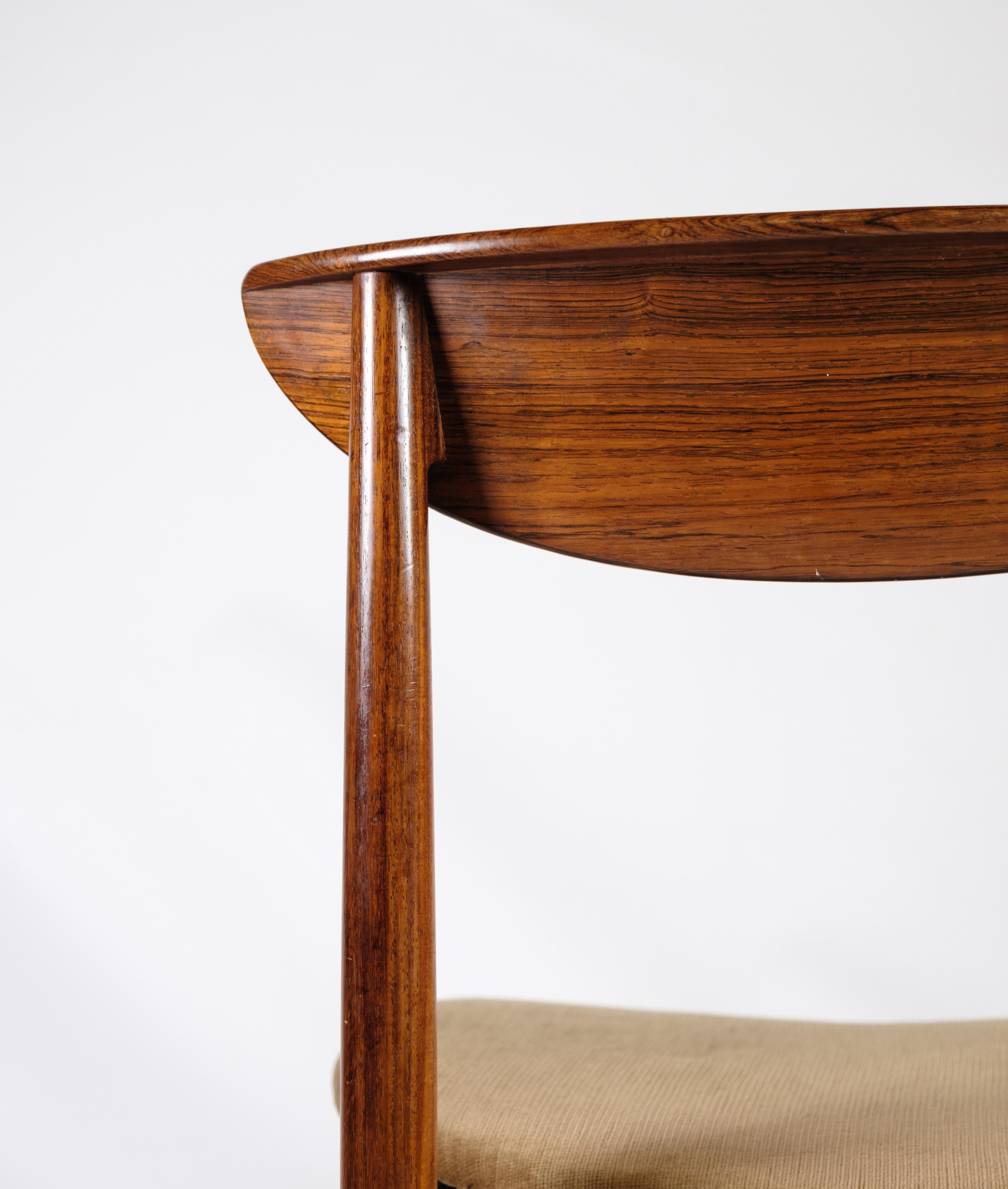 Ensemble de 2 chaises fabriquées en bois de rose par Peter Hvidt des années 1960 en vente 7