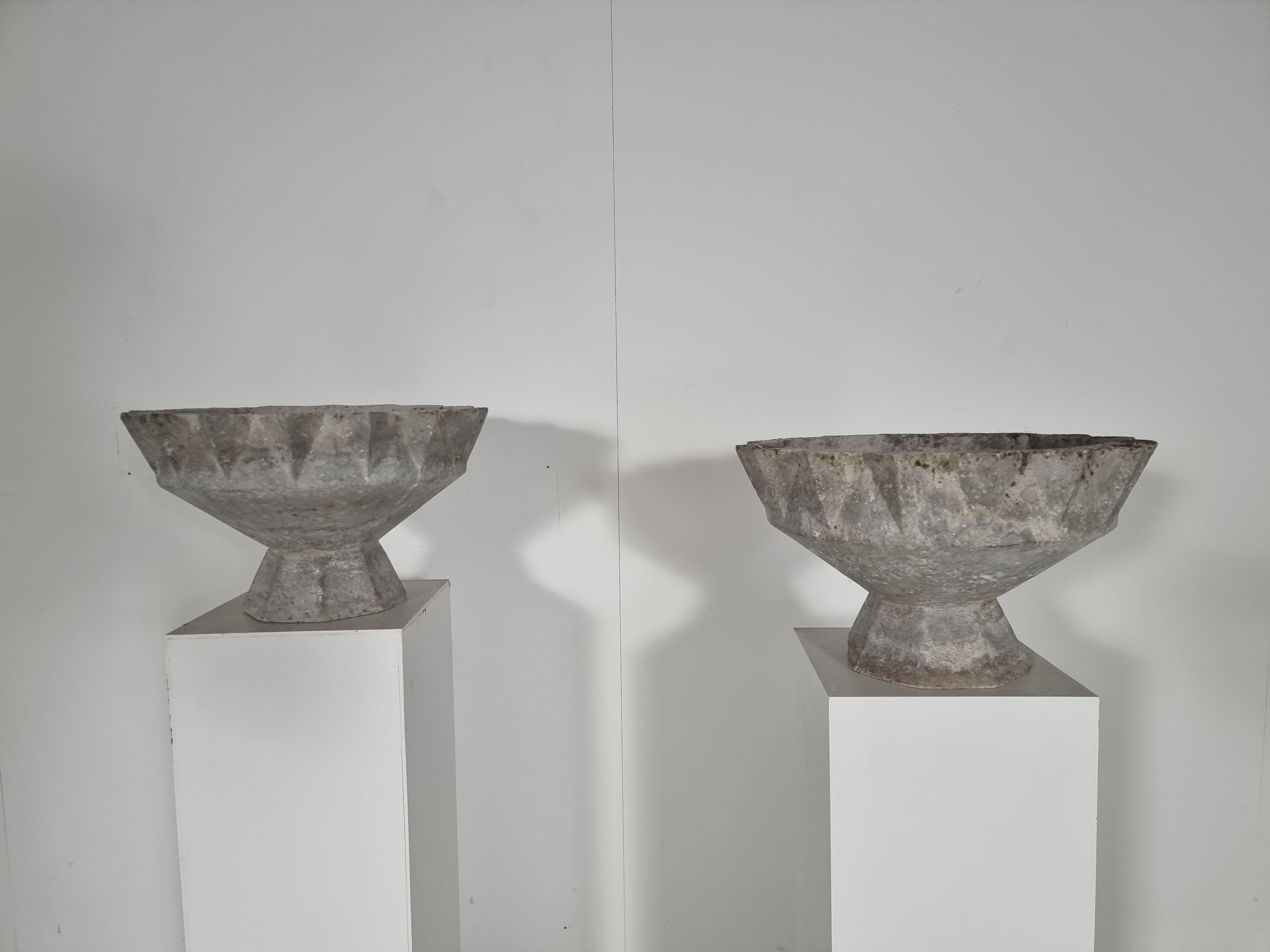 Late 20th Century Set of 2 Chalice shaped planters by Willy Guhl, 1970s For Sale