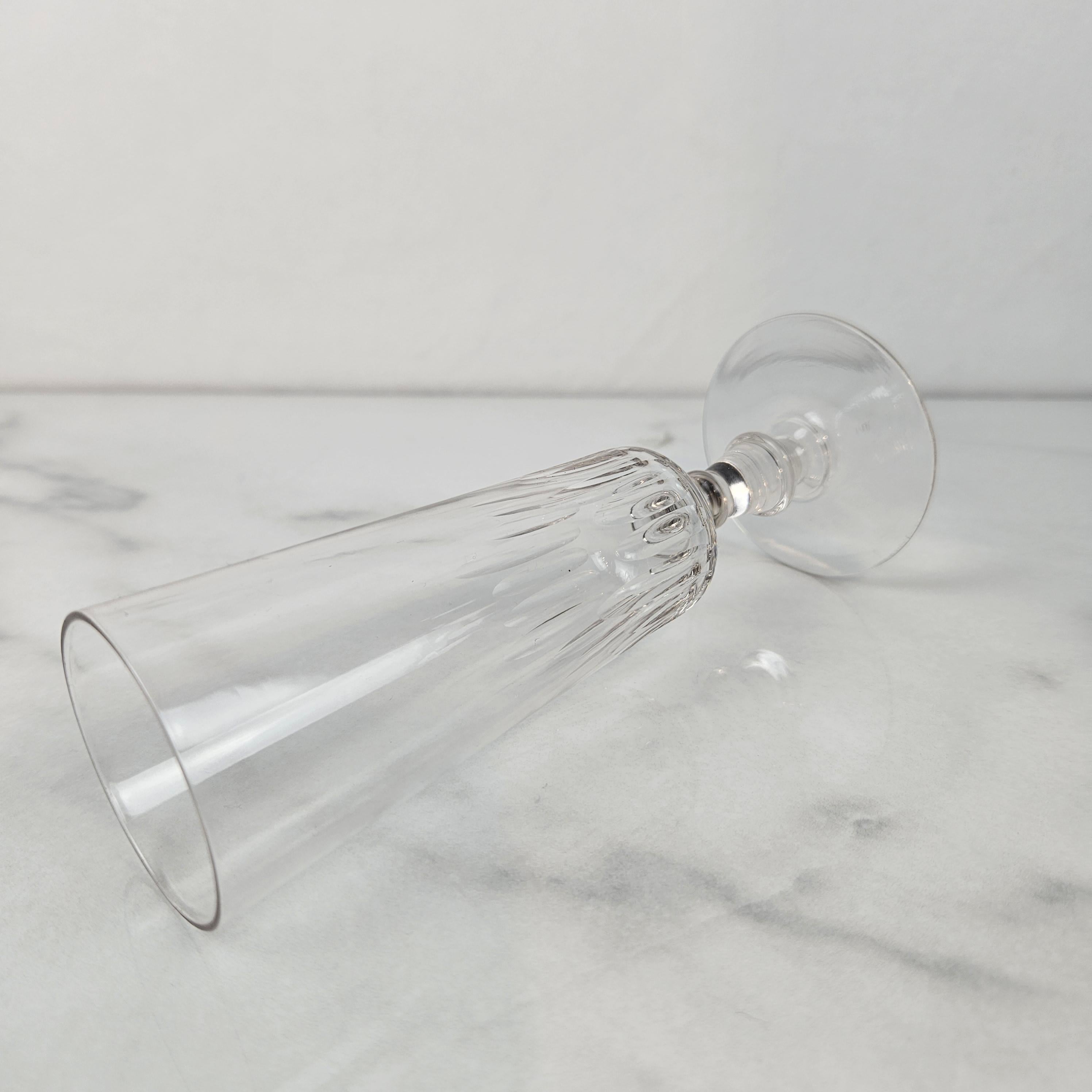 Ensemble de 2 charmantes flûtes à champagne soufflées à la main, vers 1900 Bon état - En vente à Oud Beijerland, NL