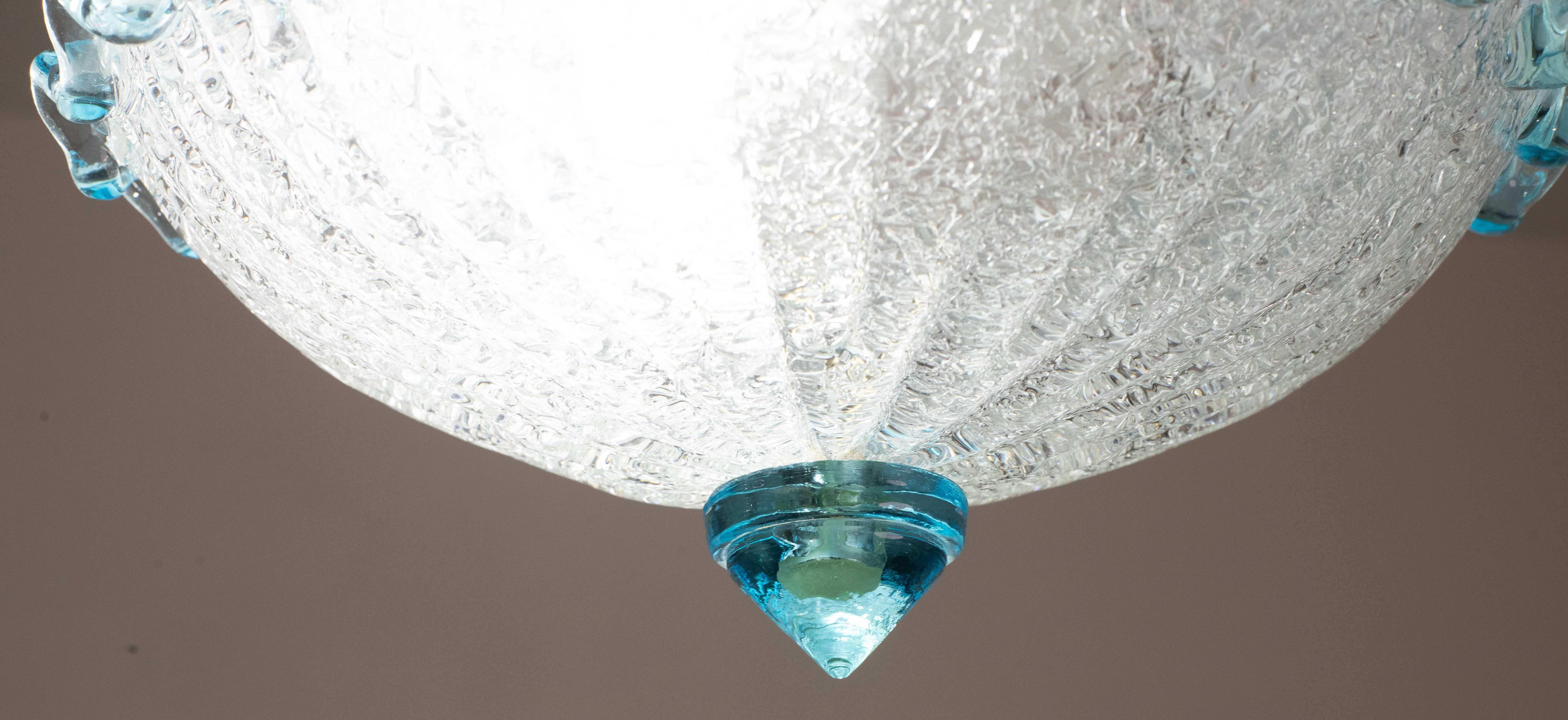 Charmant ensemble de 2 plafonniers italiens en verre de Murano bleu, Murano, 1970 en vente 4