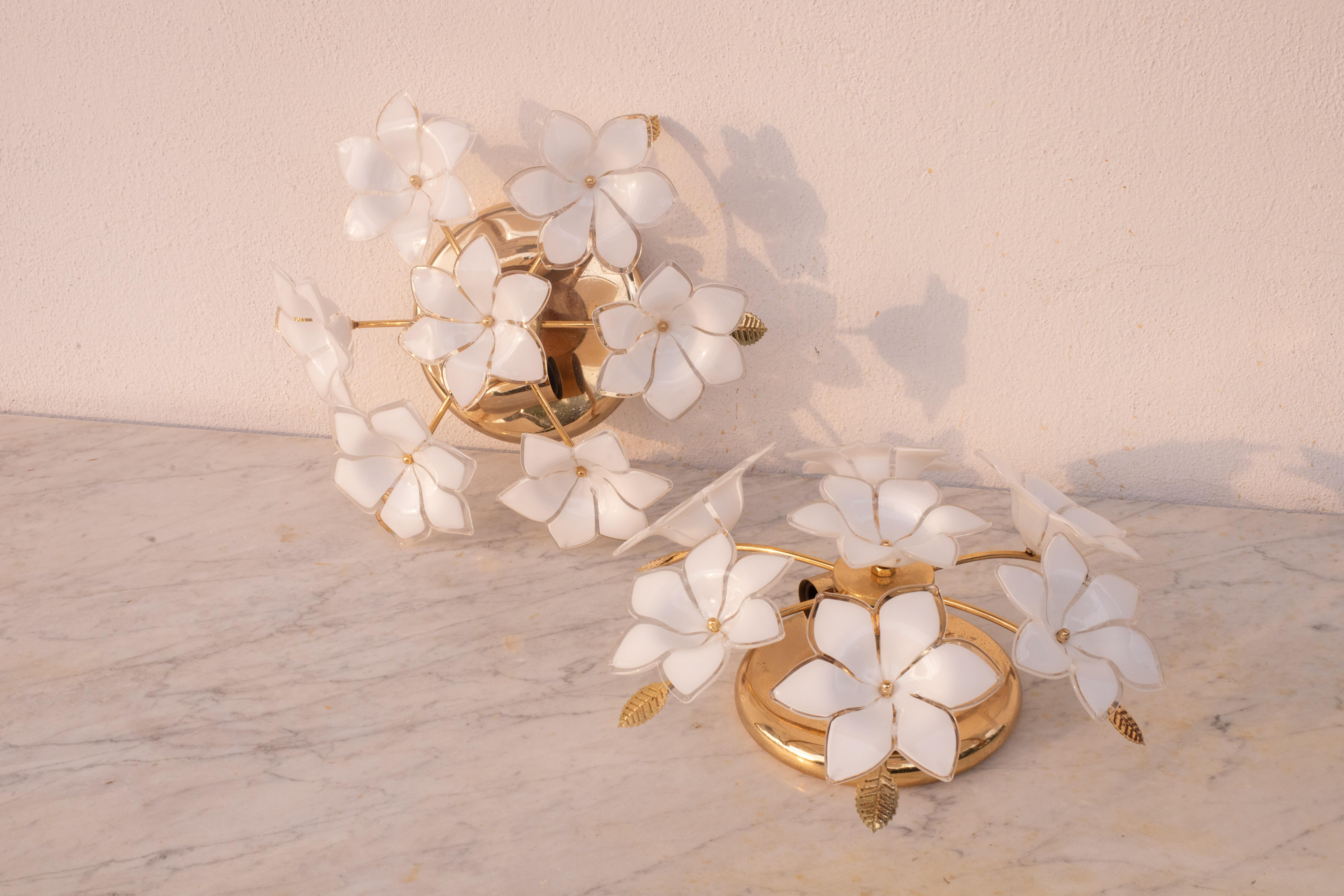 Set of 2 Charming Murano Vintage Ceiling Light White Flowers, 1970s 6