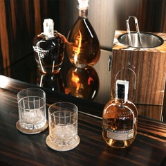 Set Of 2 Chelsea Round Wine Coasters in Horn & Ivory Lacquered Wood by Arcahorn