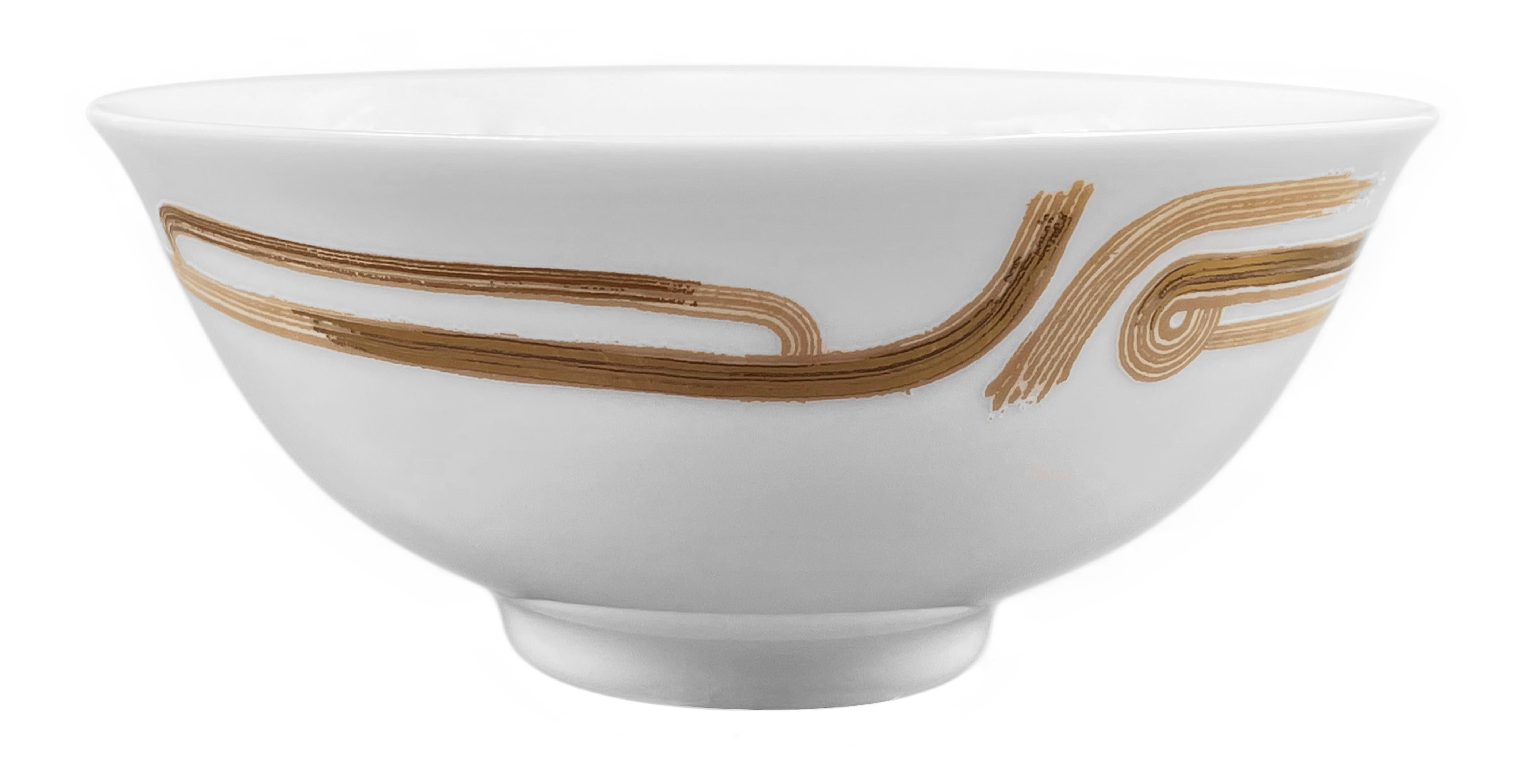 Description: Chinese rice bowl (2 pieces)
Color: Beige gold
Size: 12 Ø x 5.5 H cm
Material: Porcelain and gold
Collection: Art Déco Garden

Larger quantities available upon request, with 8 weeks production time.