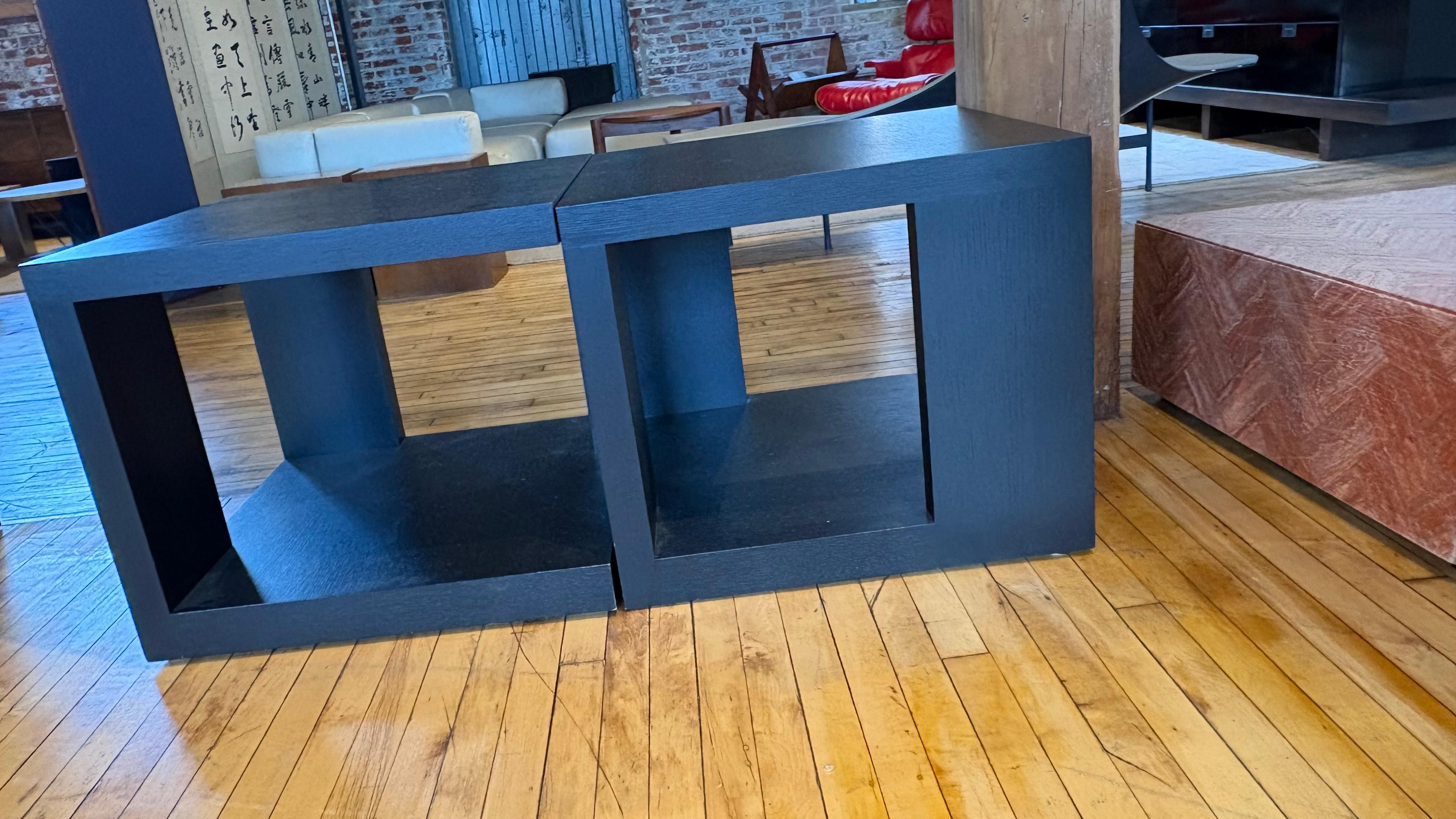Lot de 2 - Christian Liaigre Tables d'appoint 
