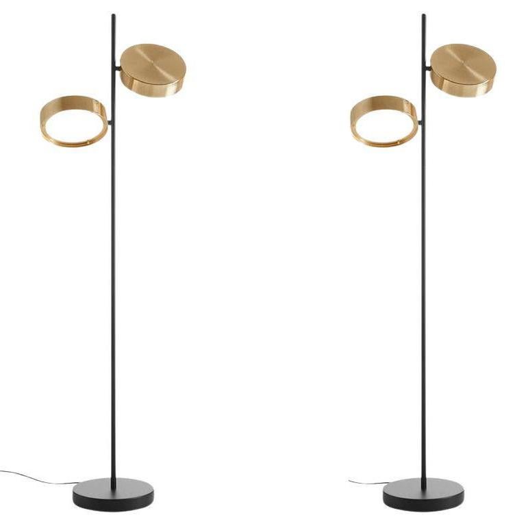 Floor Lamp model Berlin 323, by Christophe Pillet.

Manufactured by Oluce, Italy.

Materials:
Metal, glass

Dimensions:
Ø 30 cm, H 180 cm

This are the dimensions of the base and the height, the exact dimensions of the lamp is not provided by the