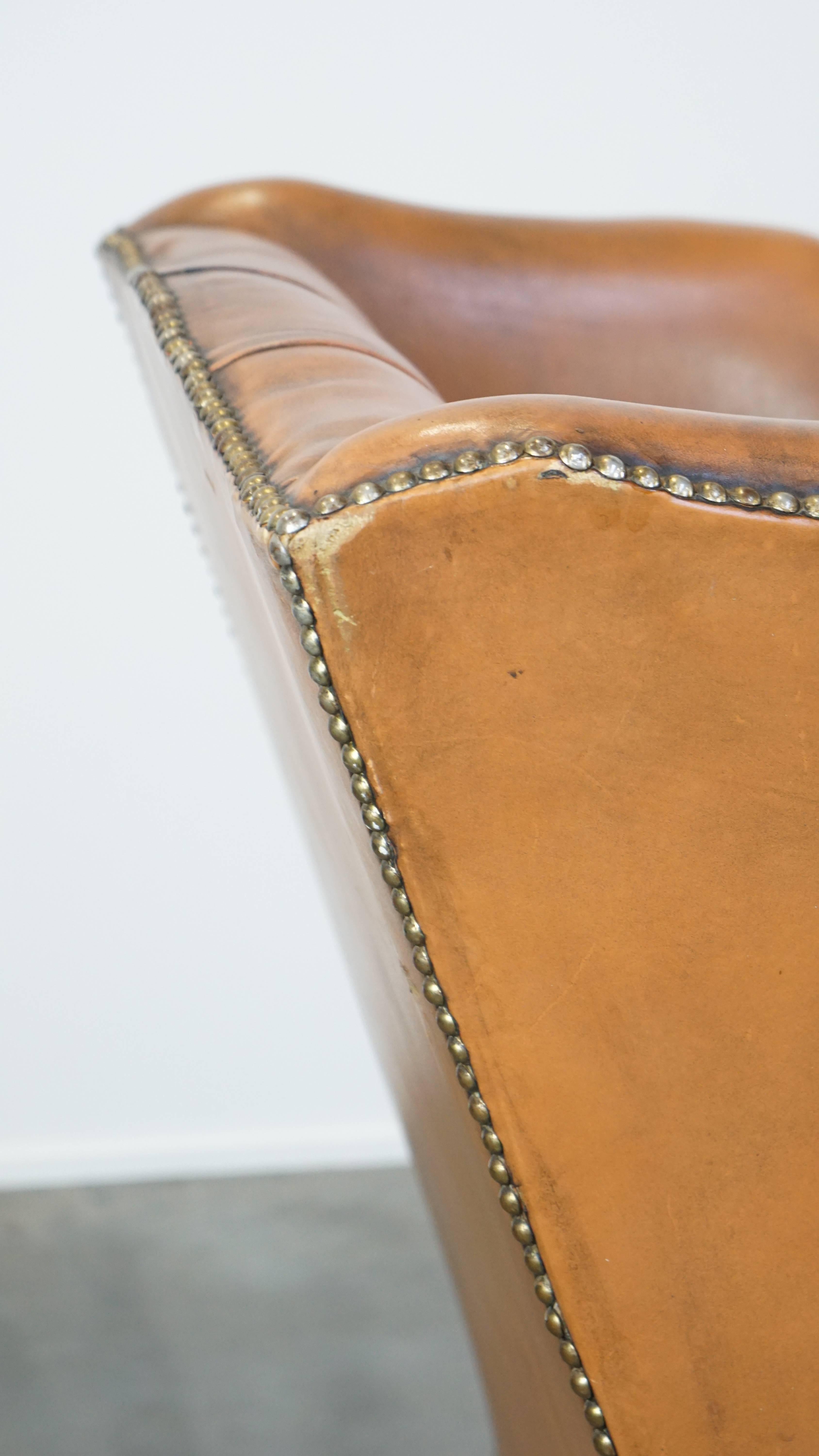 Set of 2 Classic Vintage Genuine Leather English Chesterfield Wingback Armchairs For Sale 9