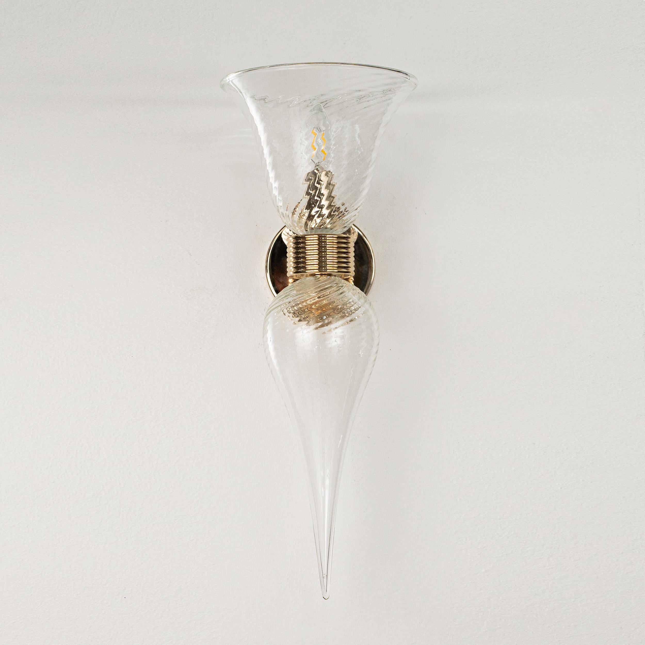 Set di 2 lampade da parete in vetro di Murano trasparente con cornice dorata Made in Italy, in stock in vendita 1