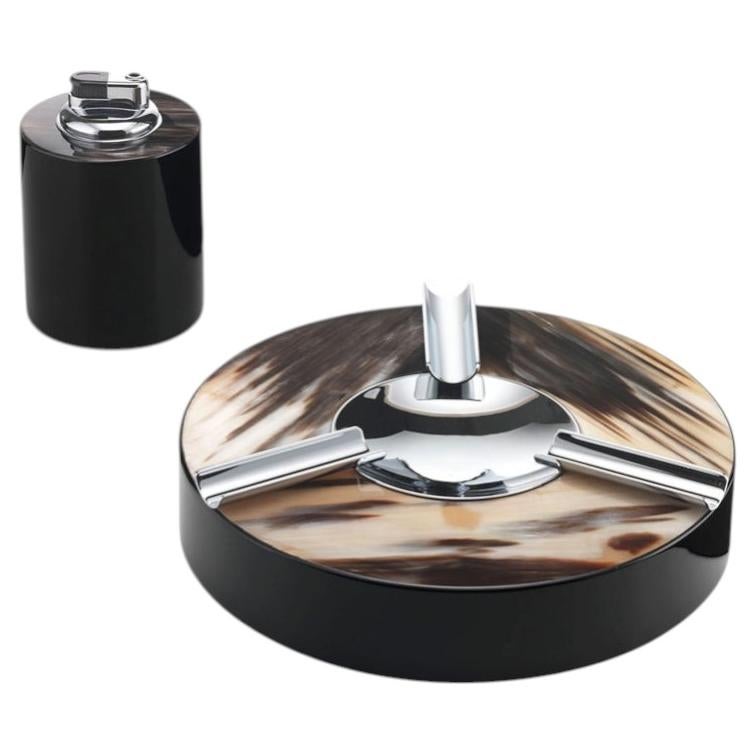 Set Of 2 Clinio Lighter & Ash Tray in Dark Horn, Brass & Wood by Arcahorn For Sale