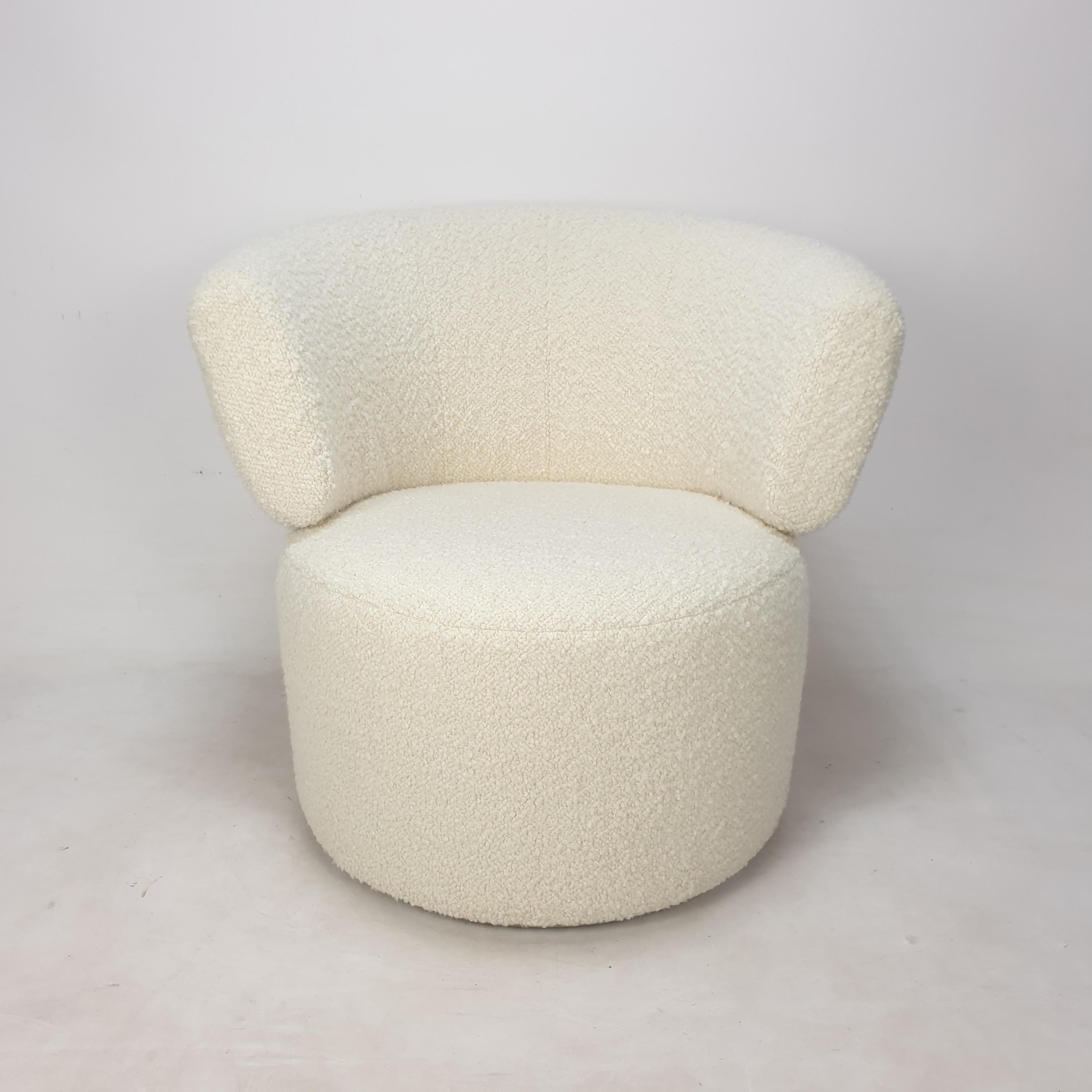 Set of 2 Club Chairs and 1 Pouf by Rolf Benz 3