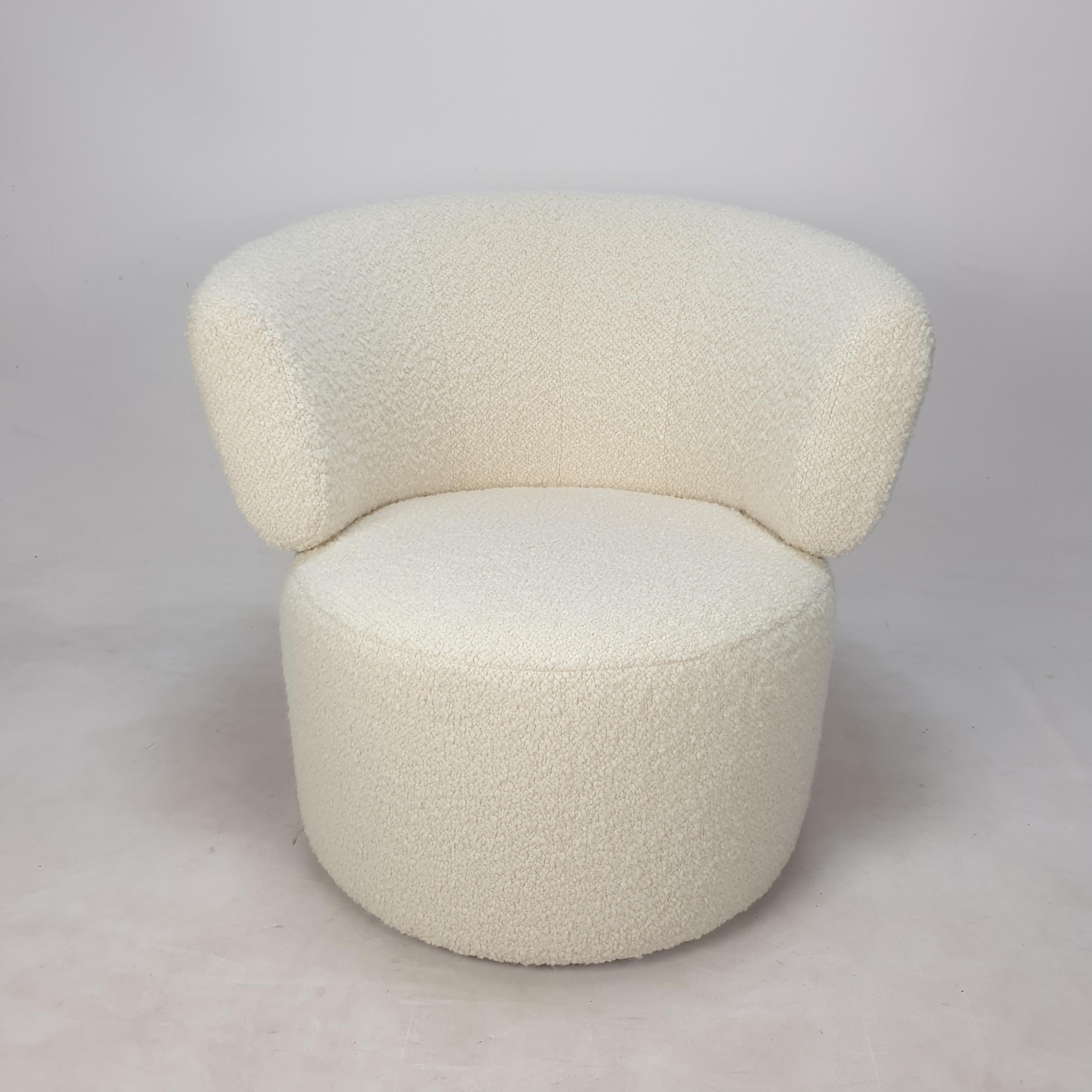 Modern Set of 2 Club Chairs and 1 Pouf by Rolf Benz