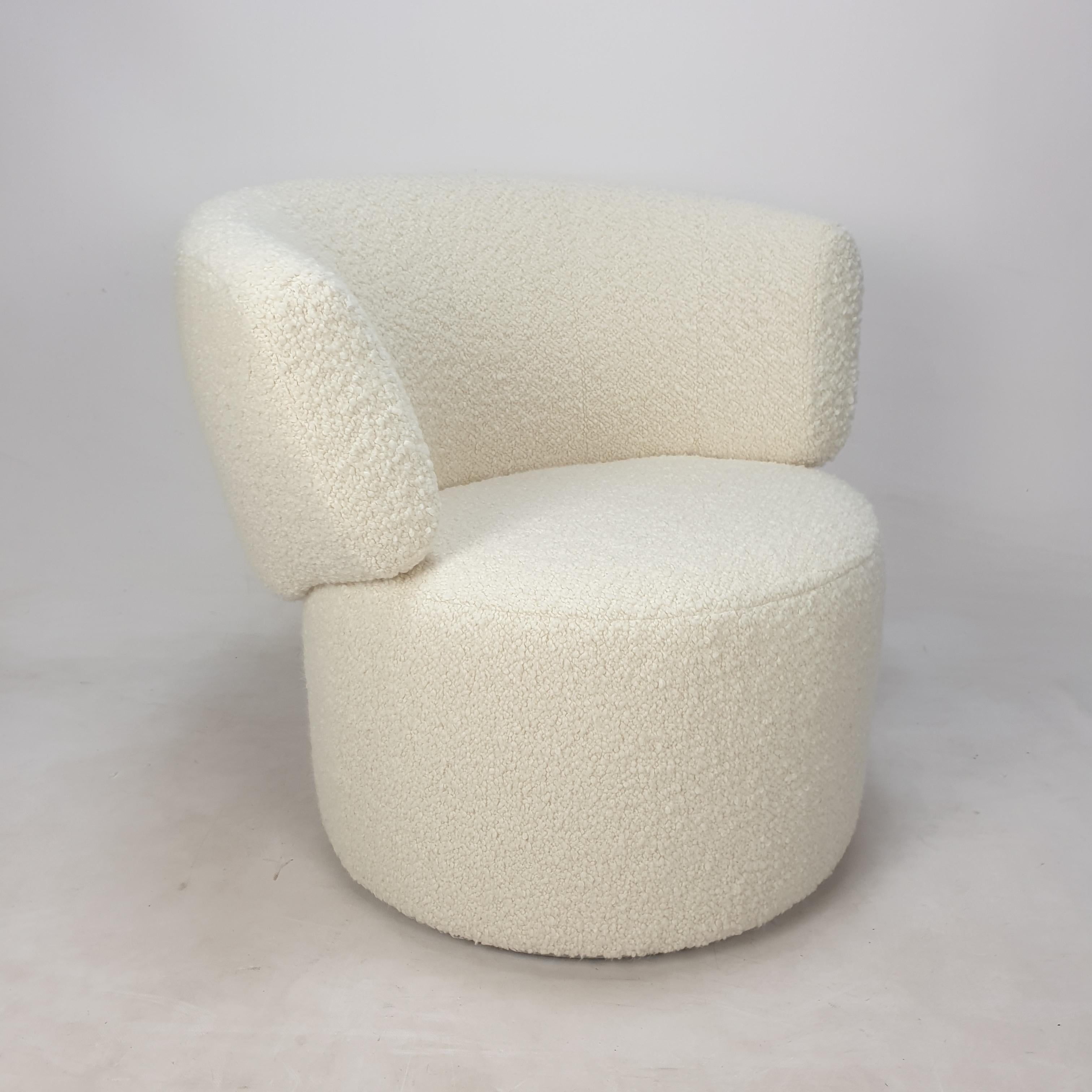 Set of 2 Club Chairs and 1 Pouf by Rolf Benz In Excellent Condition In Oud Beijerland, NL