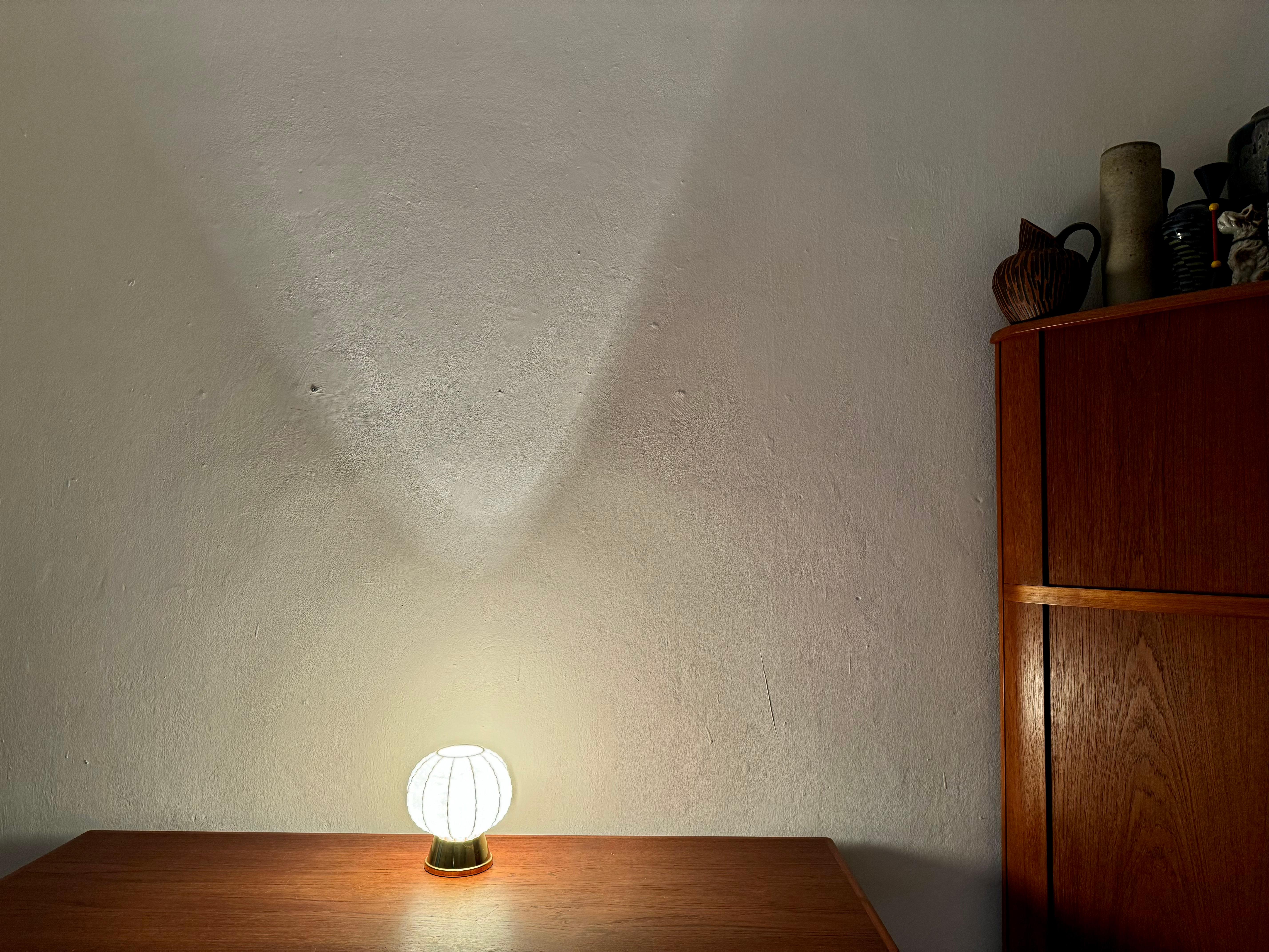 Set of 2 Cocoon Table Lamps For Sale 4