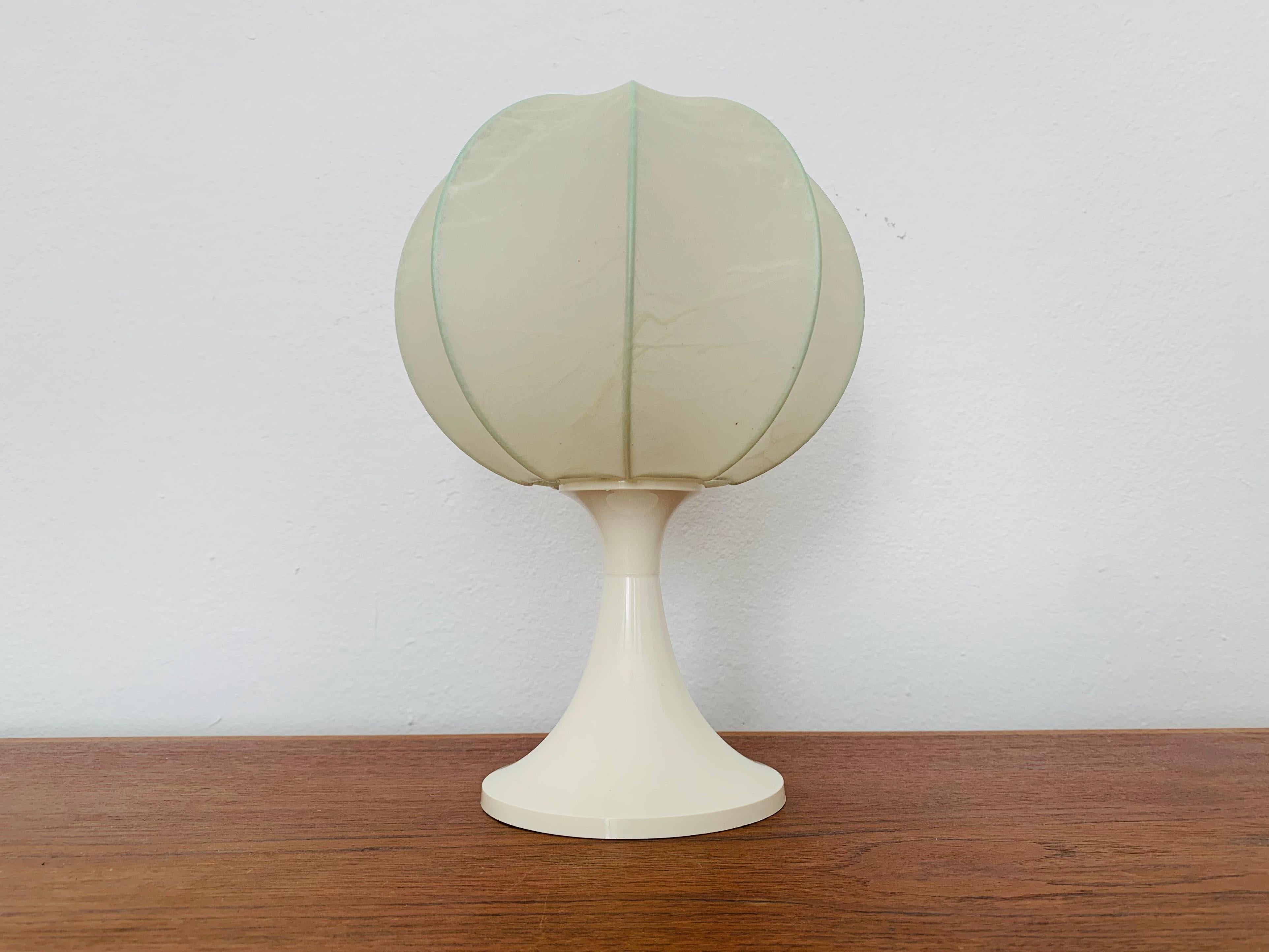 Set of 2 Cocoon Table Lamps In Good Condition For Sale In München, DE