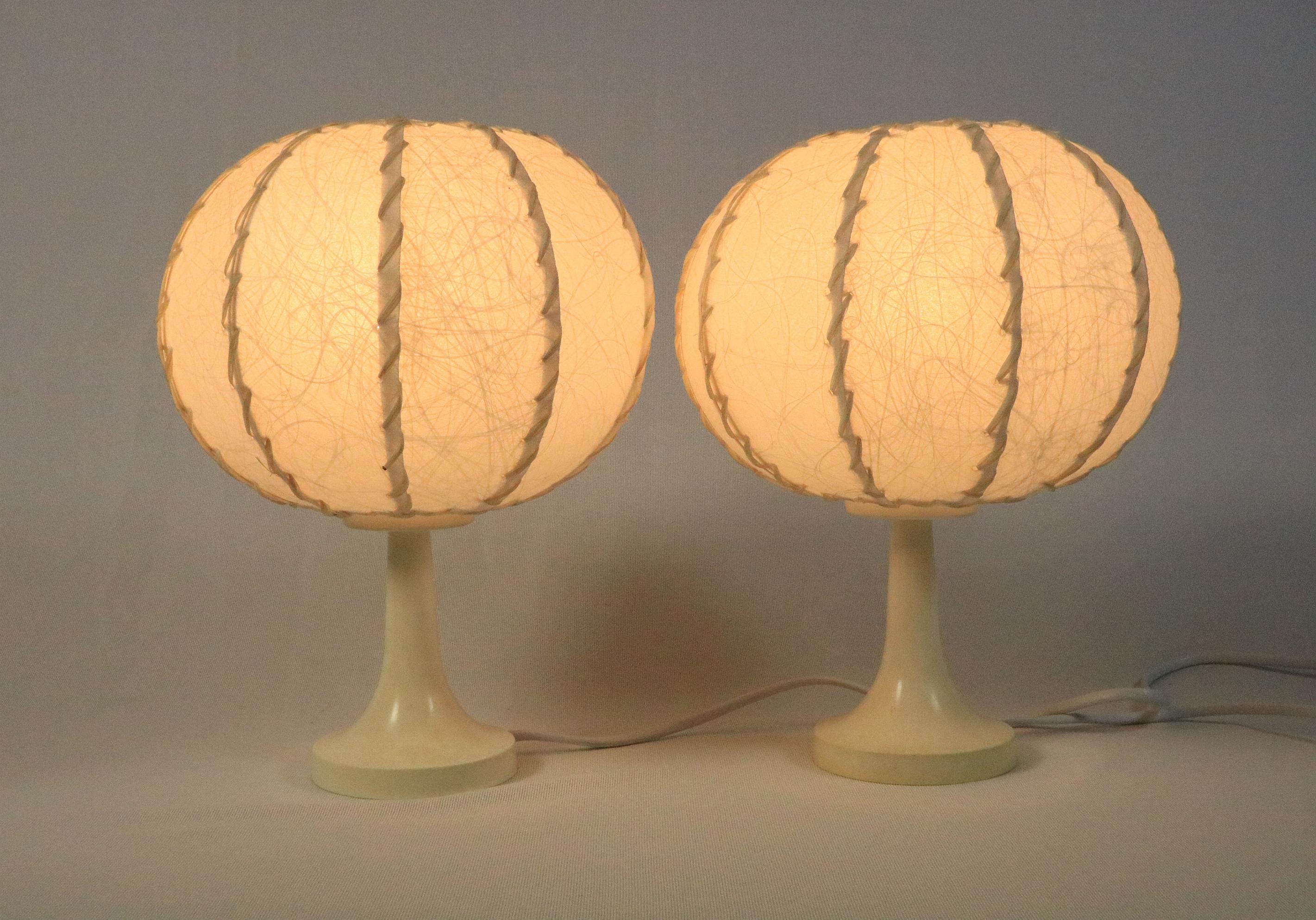 20th Century Set of 2 Cocoon Table Lamps, Tulip Base, Mid-Century, Germany For Sale