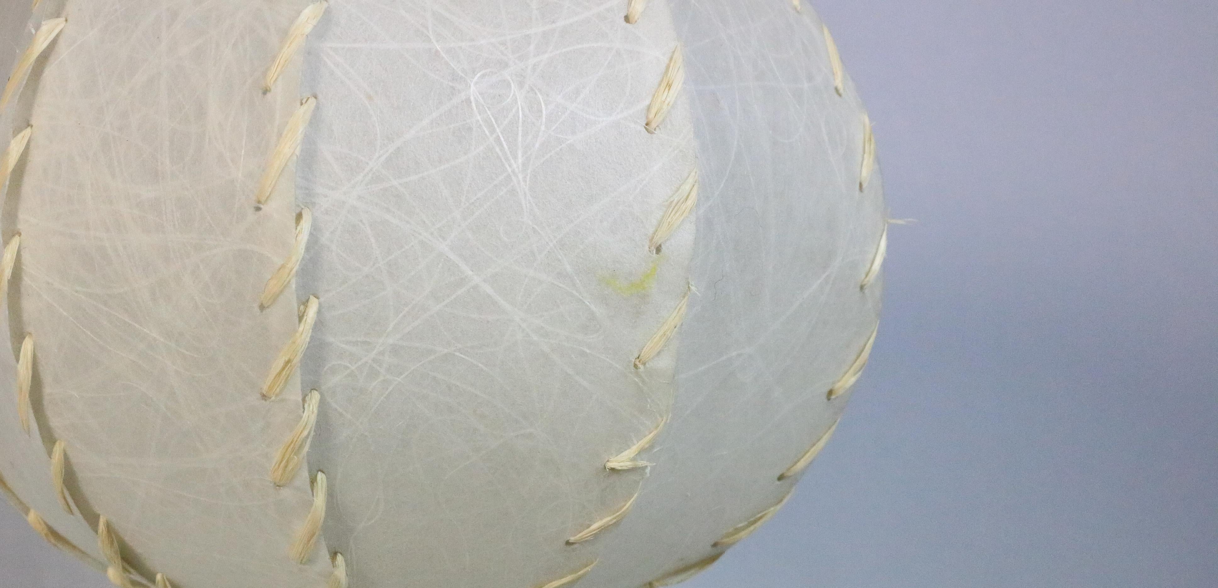 Set di 2 lampade da tavolo Cocoon, base a tulipano, metà secolo, Germania in vendita 2