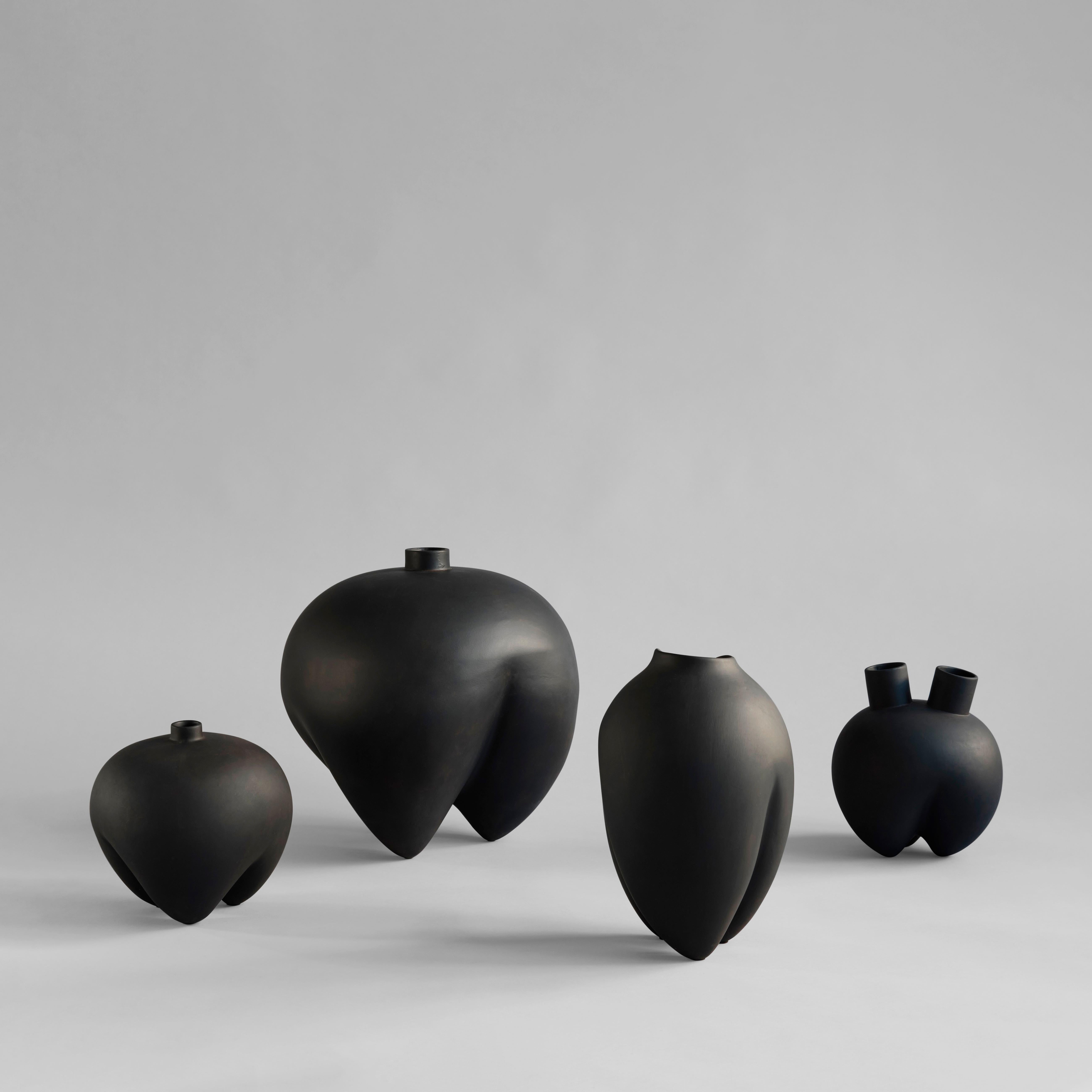 Contemporary Set of 2 Coffee Sumo Vases Big by 101 Copenhagen