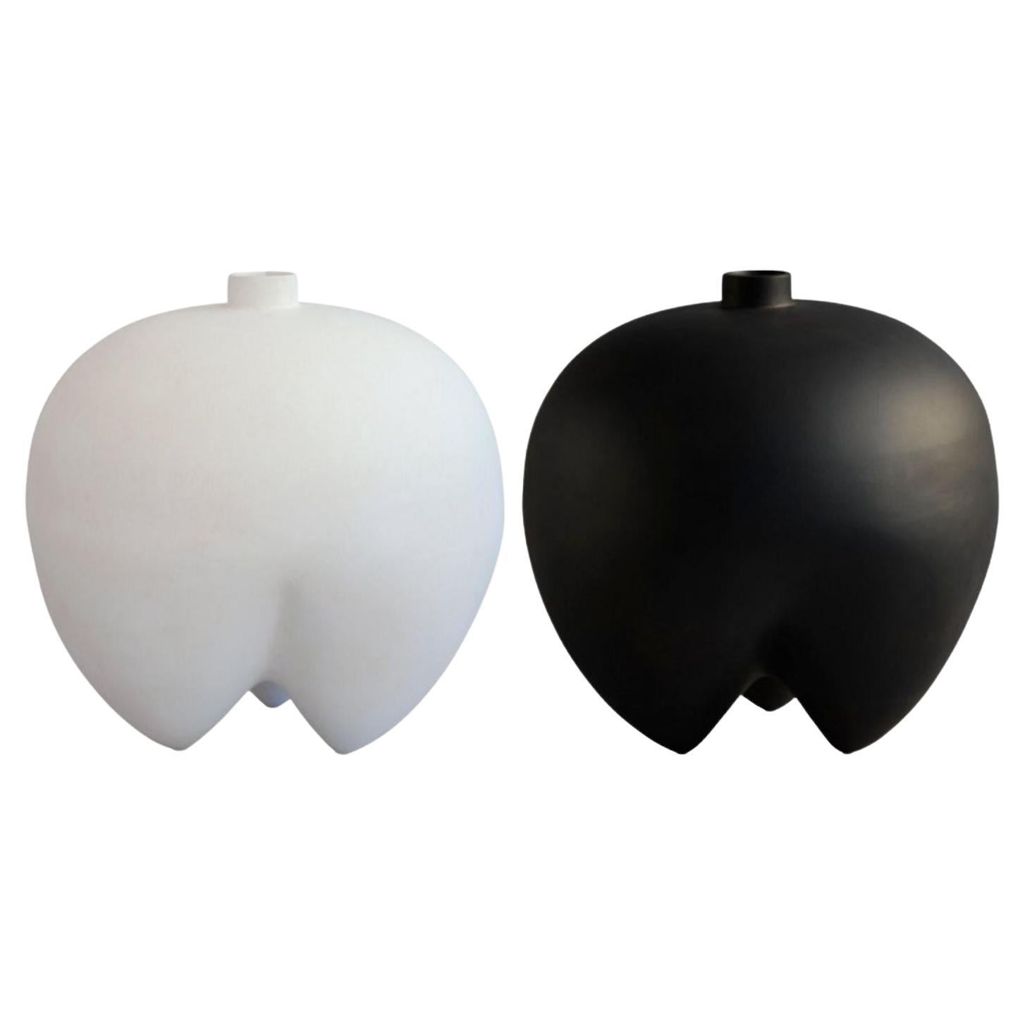 Set of 2 Coffee Sumo Vases Big by 101 Copenhagen