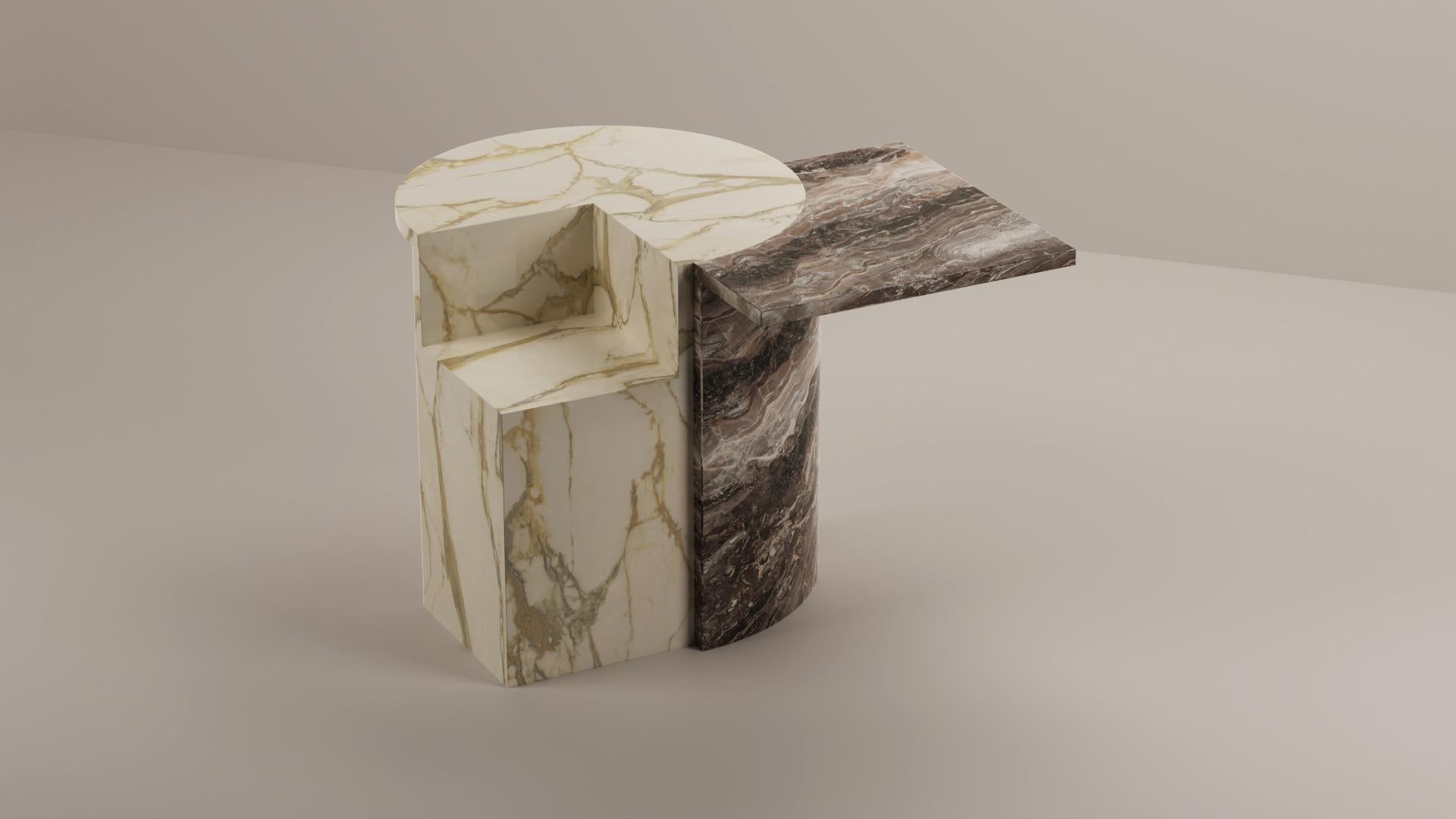 Set de 2 tables basses en MarCo Nero & Verde Acquamarina par Antonio De Marco
Dimensions : Duo I : D 42 x L 42 x H 50 cm. 
Duo II : D 50 x L 50 x H 50 cm. 
MATERIAL : Marbre Nero et Verde Acquamarina.

Disponible dans différentes options de
