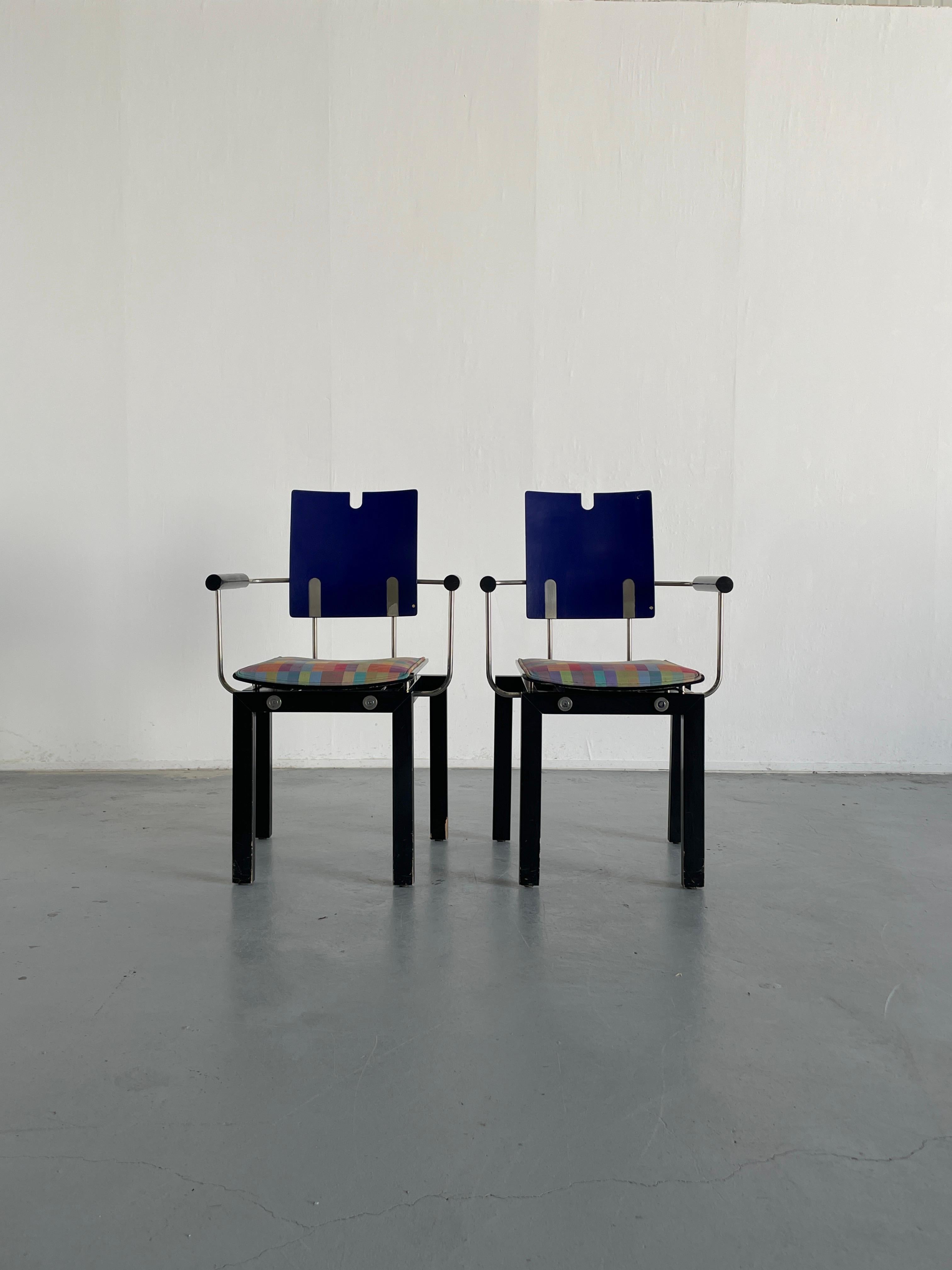 Exceptionally rare and collectible set of two postmodern Memphis era, original Thonet dining chairs. Sculptural, geometrically shaped colourful structure.
Produced by Thonet Vienna in 1994.

Quality made and in very good vintage condition with
