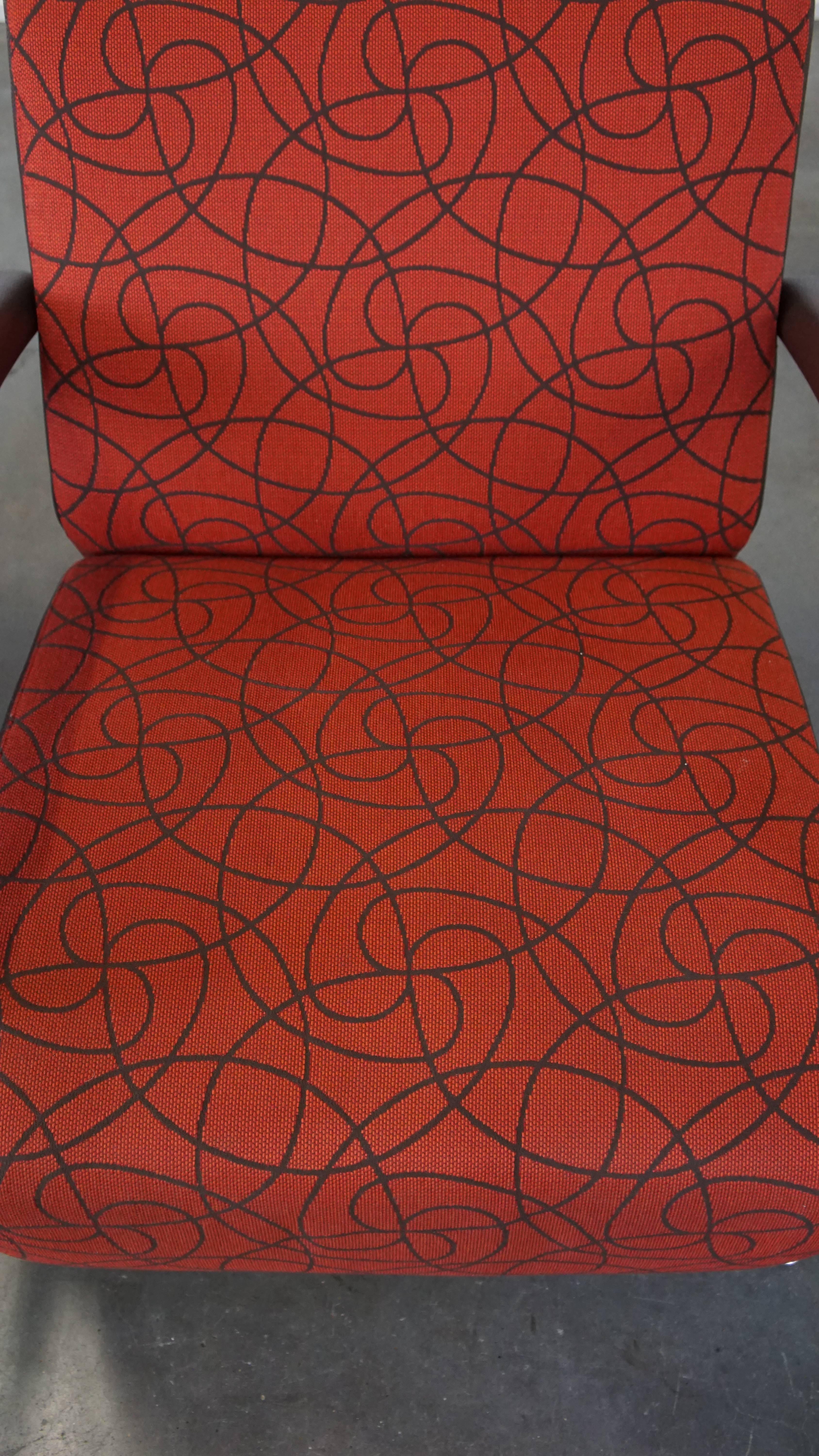 XX secolo Set di 2 comode poltrone di design Leolux modello Scylla con cuscino aggiuntivo in vendita