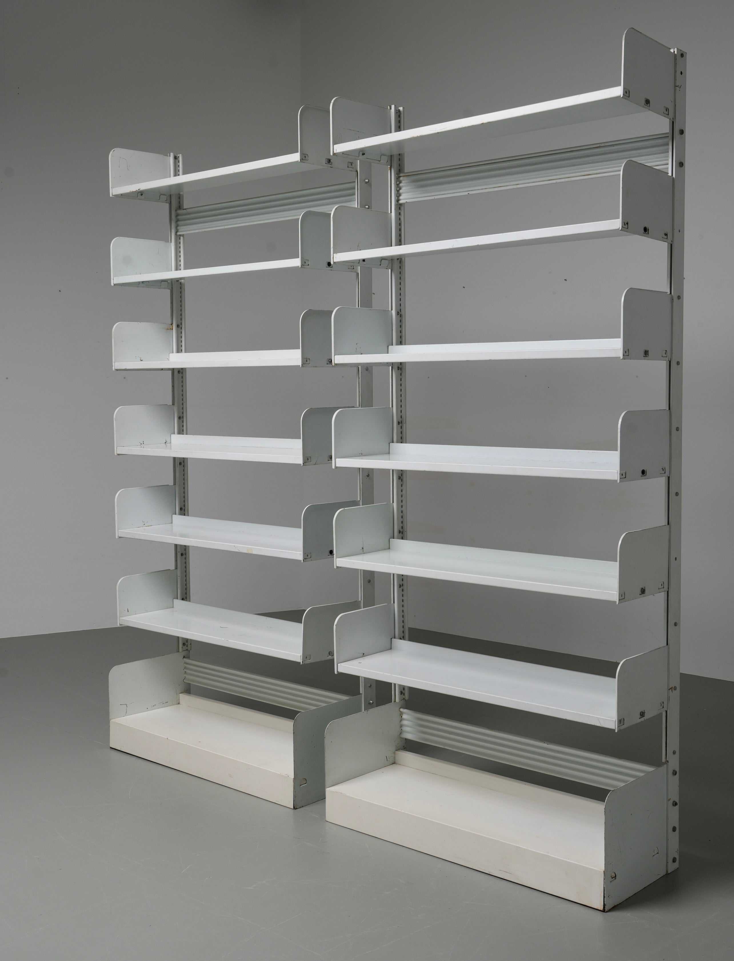 Set of 2 'Congresso' modular freestanding shelves by Lips Vago, Italy, 1960's