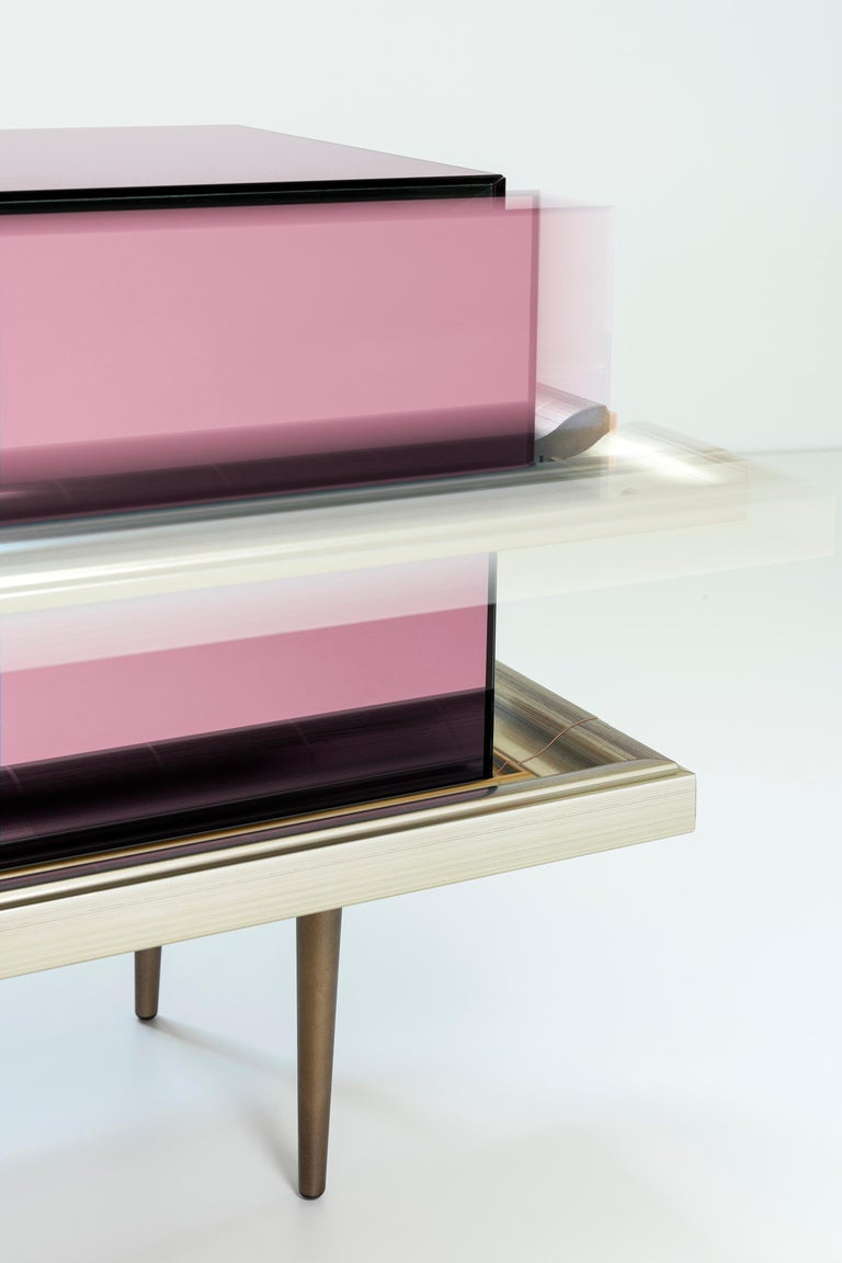 Set of 2 Contemporary Mirrored Nightstands with Champagne Moldings