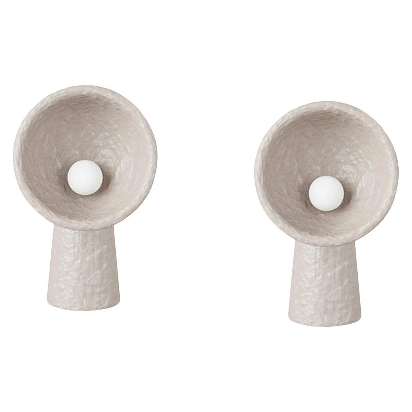 Ensemble de 2 lampes de table contemporaines par Faina