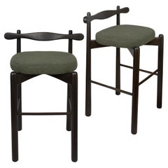 Lot de 2 tabourets de comptoir Uçá, bois finition ébène (tissu ref : F17)