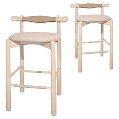 Juego de 2 Taburetes de Mostrador Uçá.Madera maciza, disponibles para entrega inmediata
