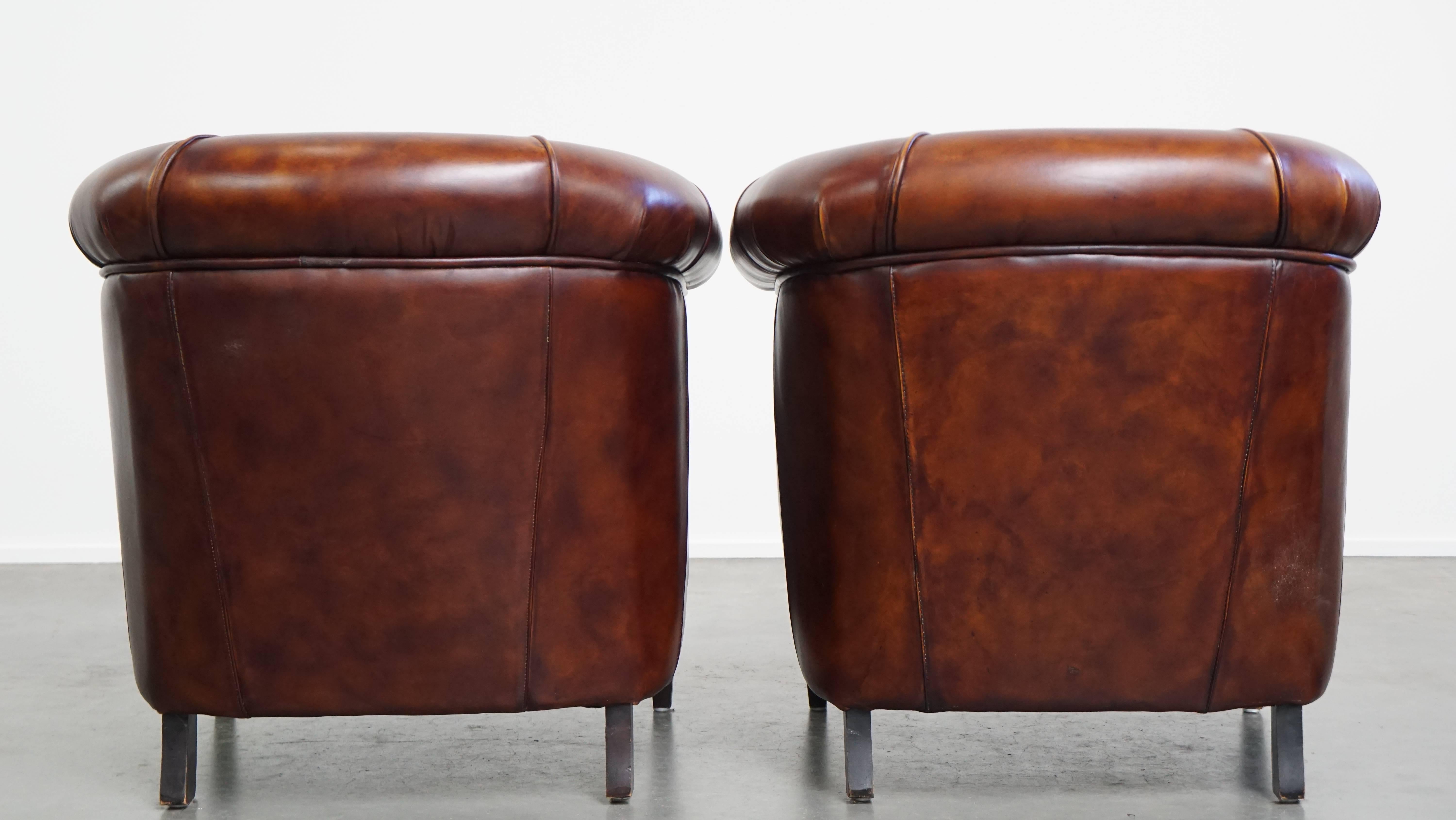 2er Set Clubstühle aus Rindsleder im englischen Stil (Klassisch-römisch) im Angebot