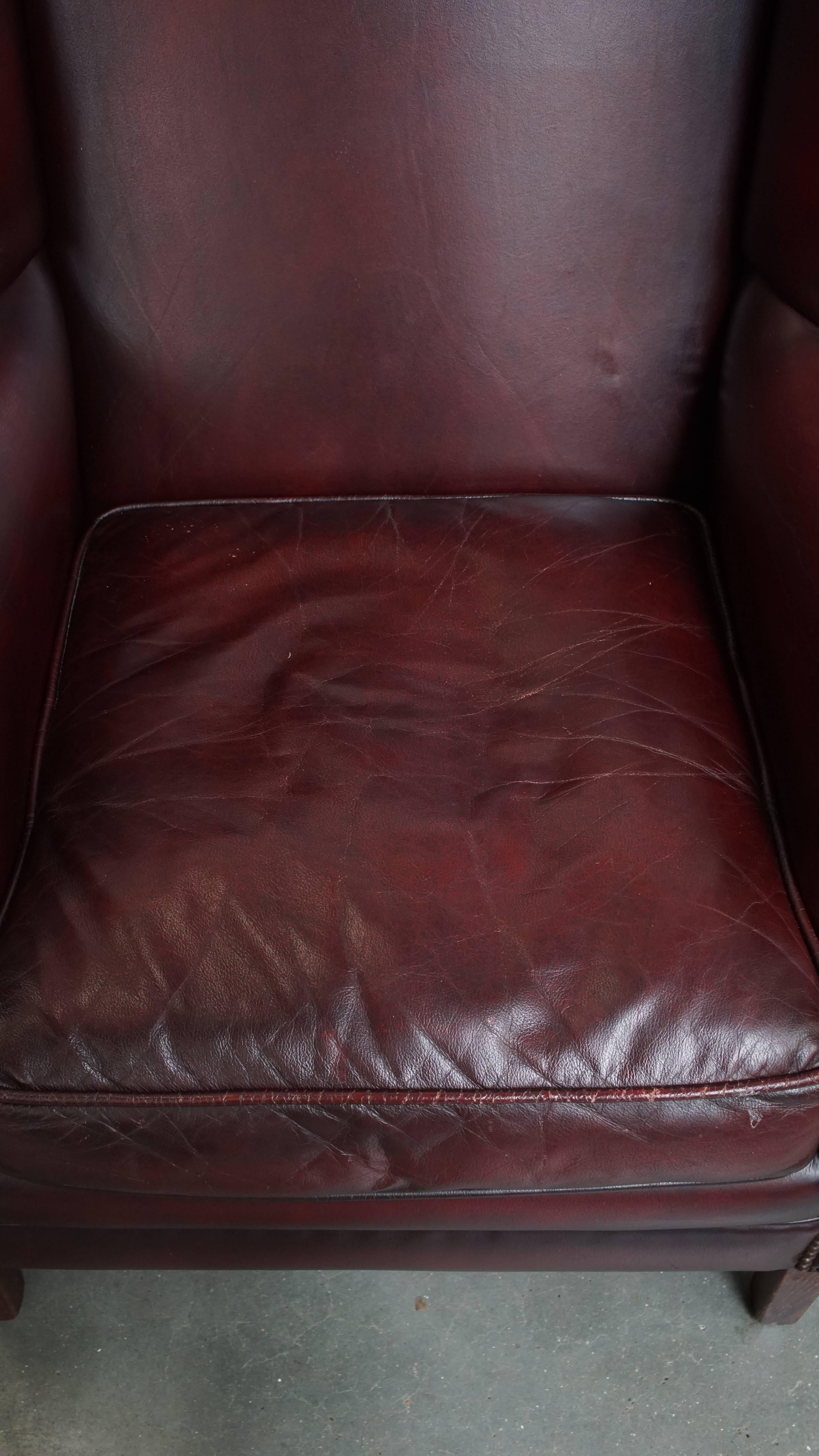 Set of 2  Cowhide Leather Wingback Chairs in English Style For Sale 1