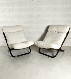 Satz von 2 Kreuzsesseln von Marcello Cuneo für Arflex 70er Jahre, Italien