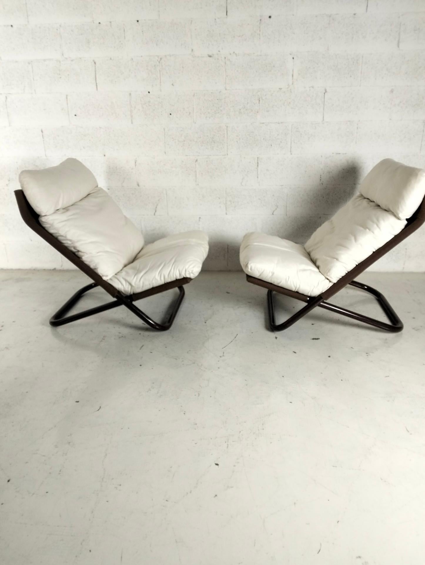 Set di 2 poltrone Cross di Marcello Cuneo per Arflex anni '70, Italia In condizioni buone in vendita a Padova, IT