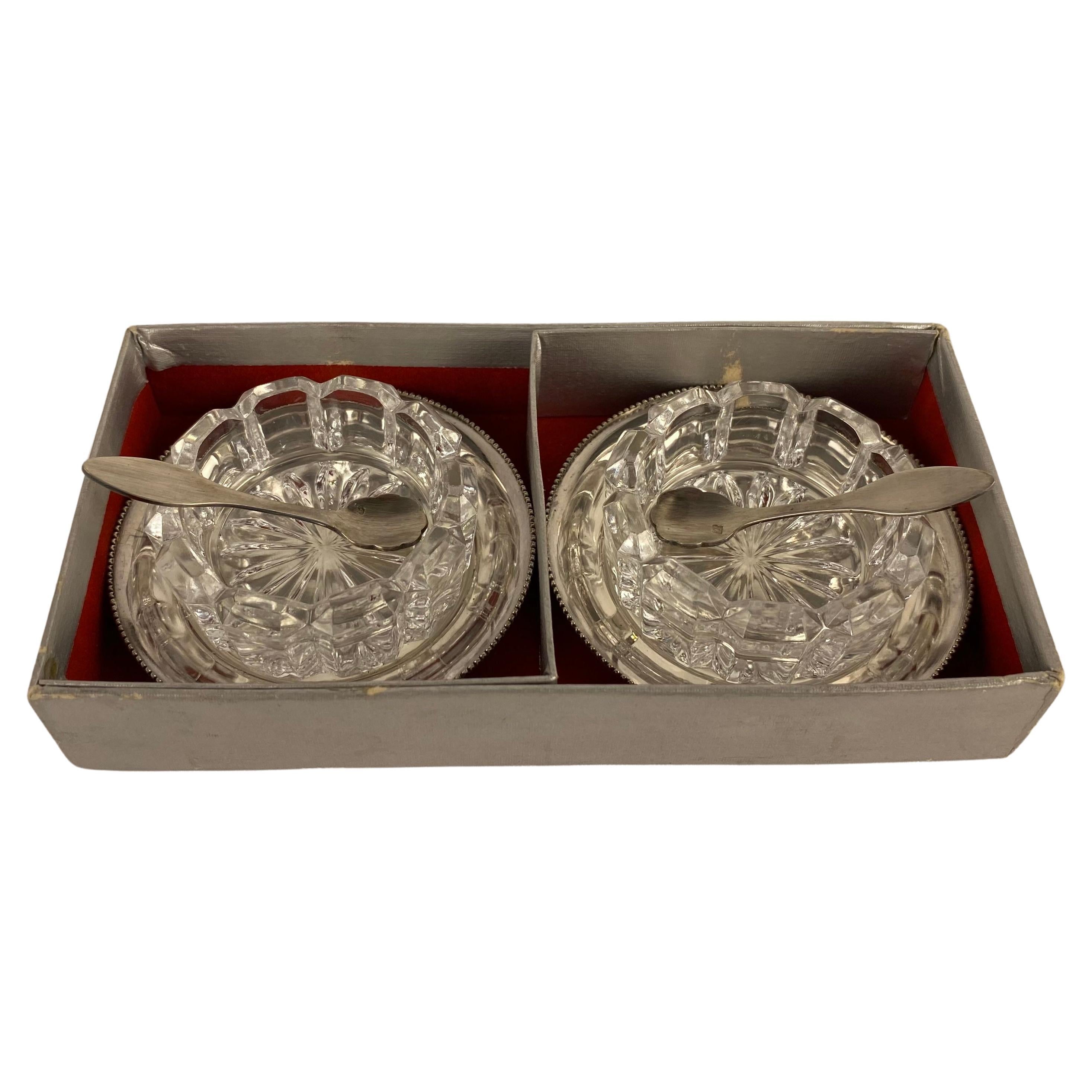 Set of 2 Crystal Salt and Pepper or Caviar Serving Dishes by Saglier France For Sale