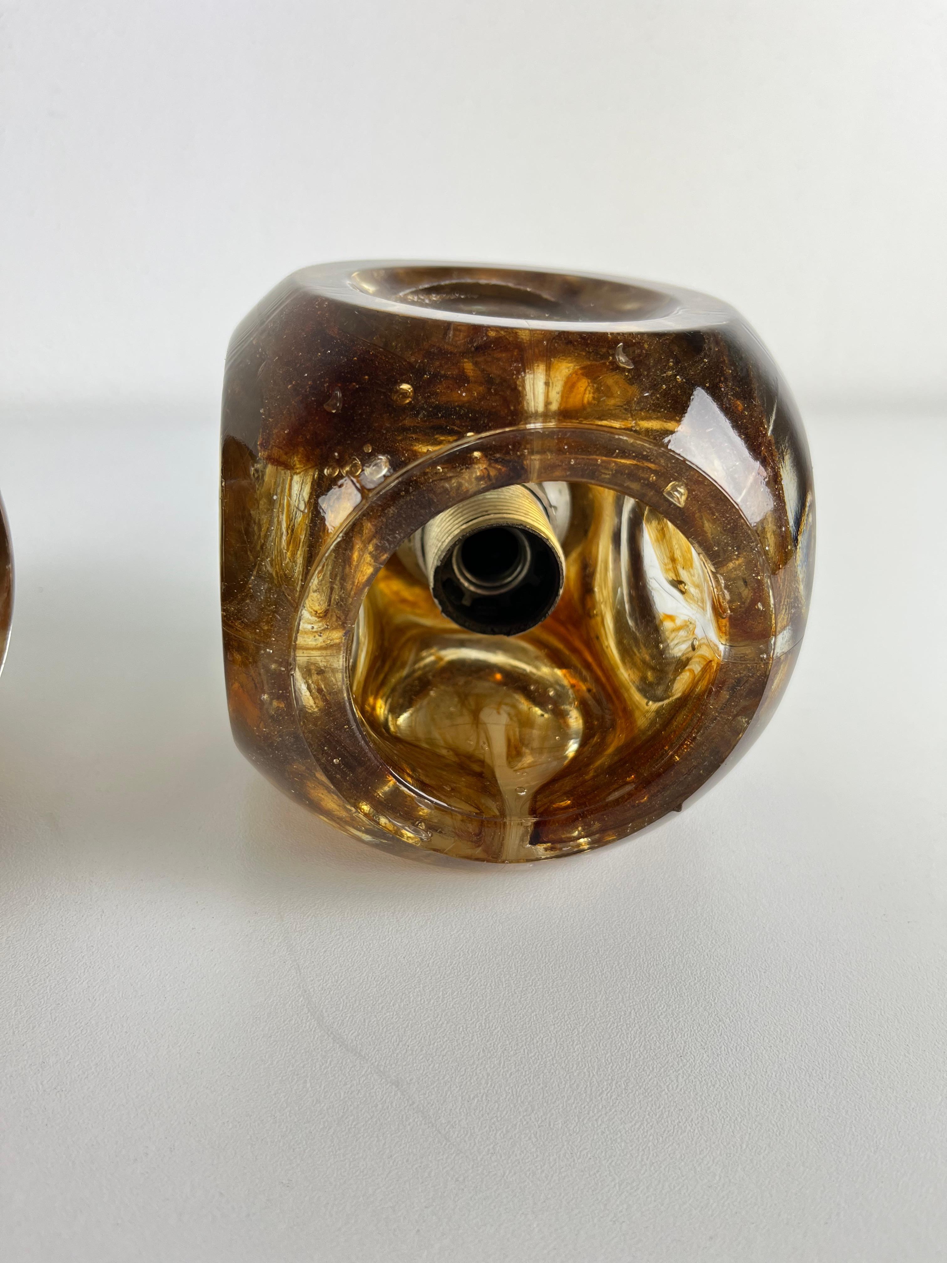Fin du 20e siècle Ensemble de 2 appliques cubiques en verre Murano Glass, Made in Italy 1970 en vente
