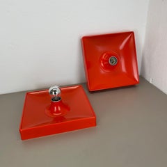 Set di 2 applique cubiche in stile Verner Panton, ROSSE, di Sölken Leuchten, anni '70
